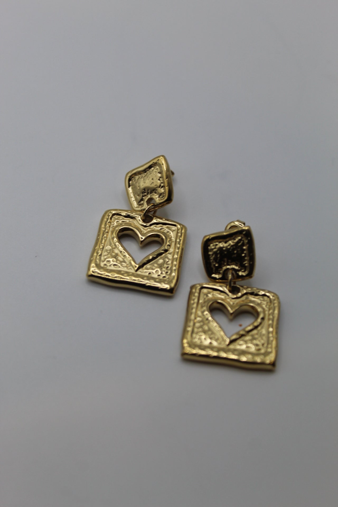 Pendientes Isa