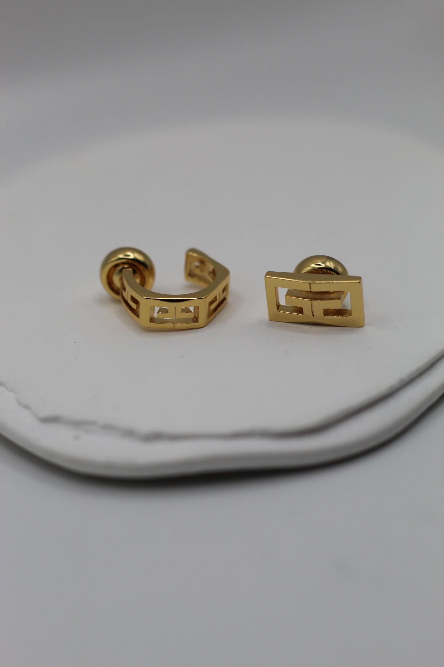 Pendientes Givench✨