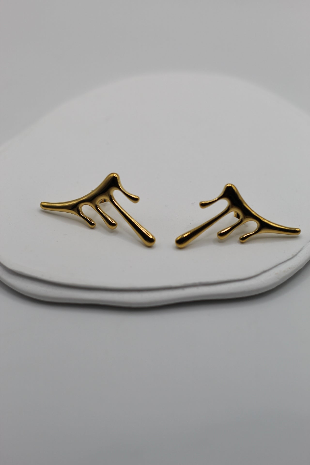 Pendientes Lava