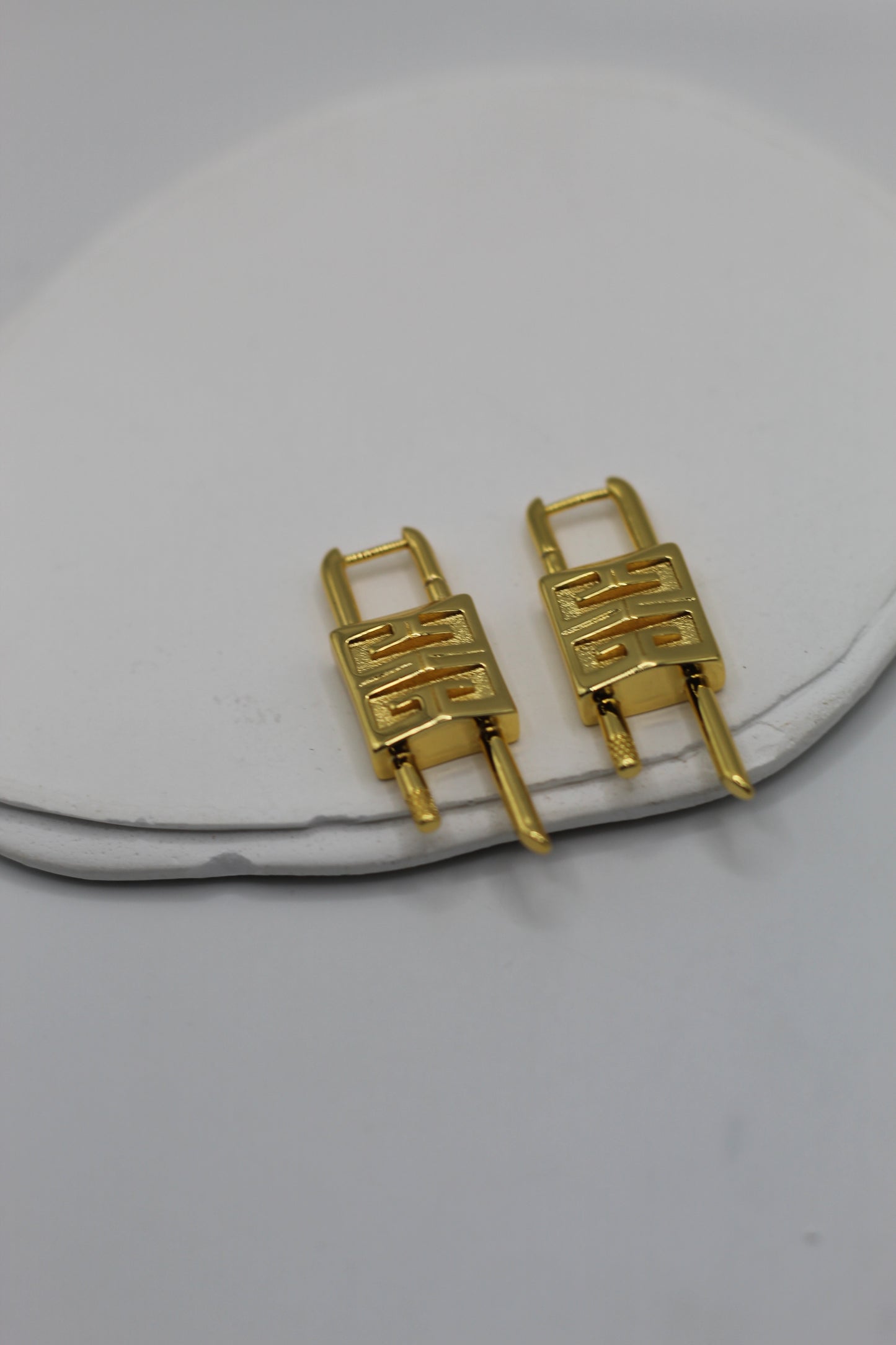 Pendientes Giv✨nchy