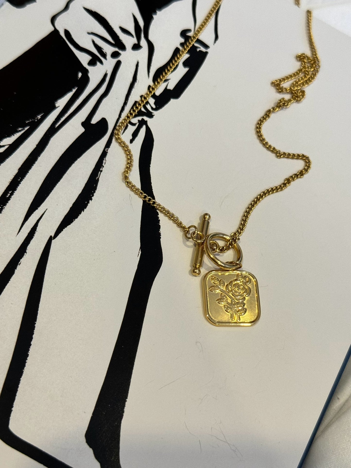 Collar Rosa