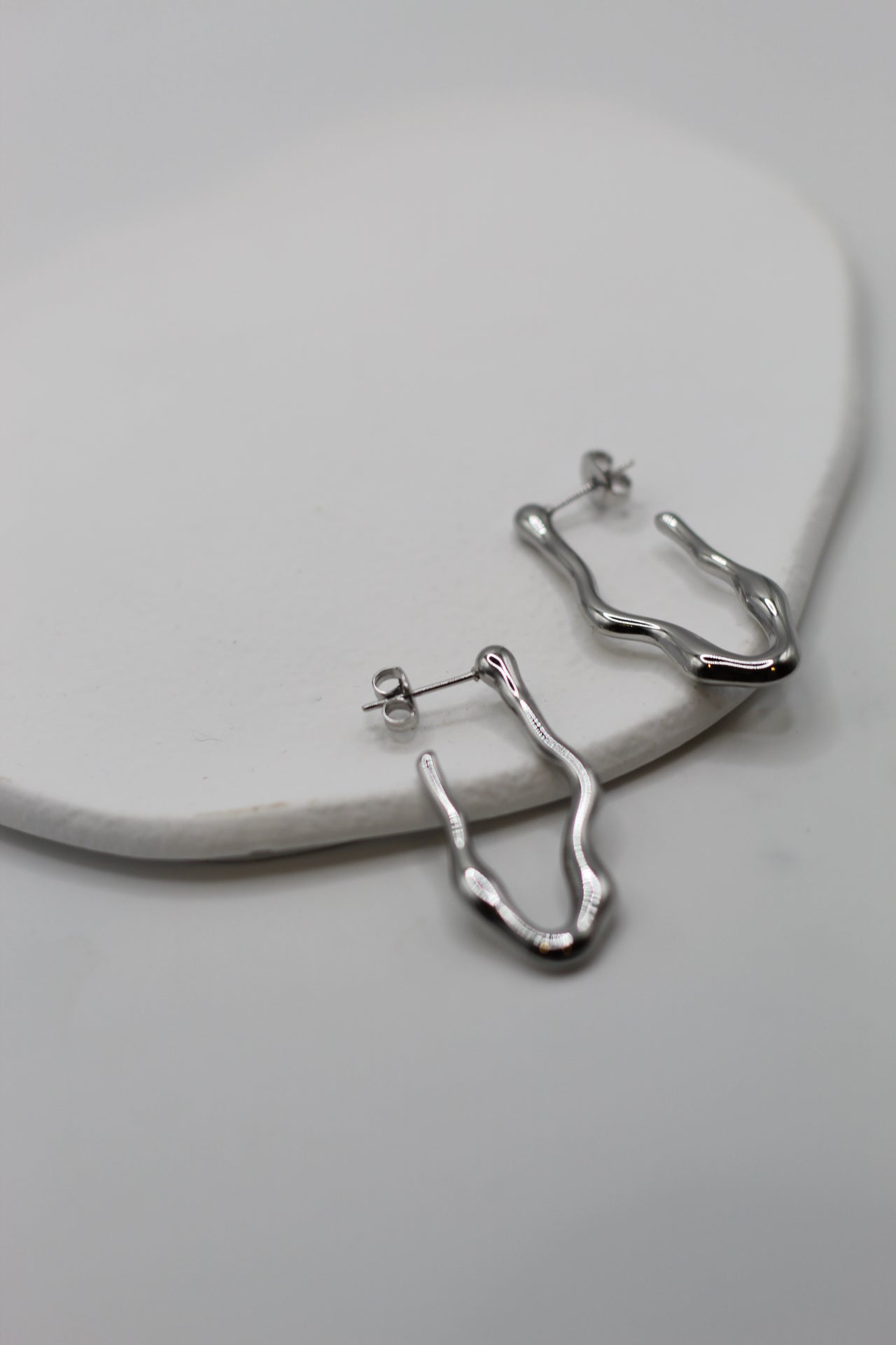 Isabel Hoop Earrings