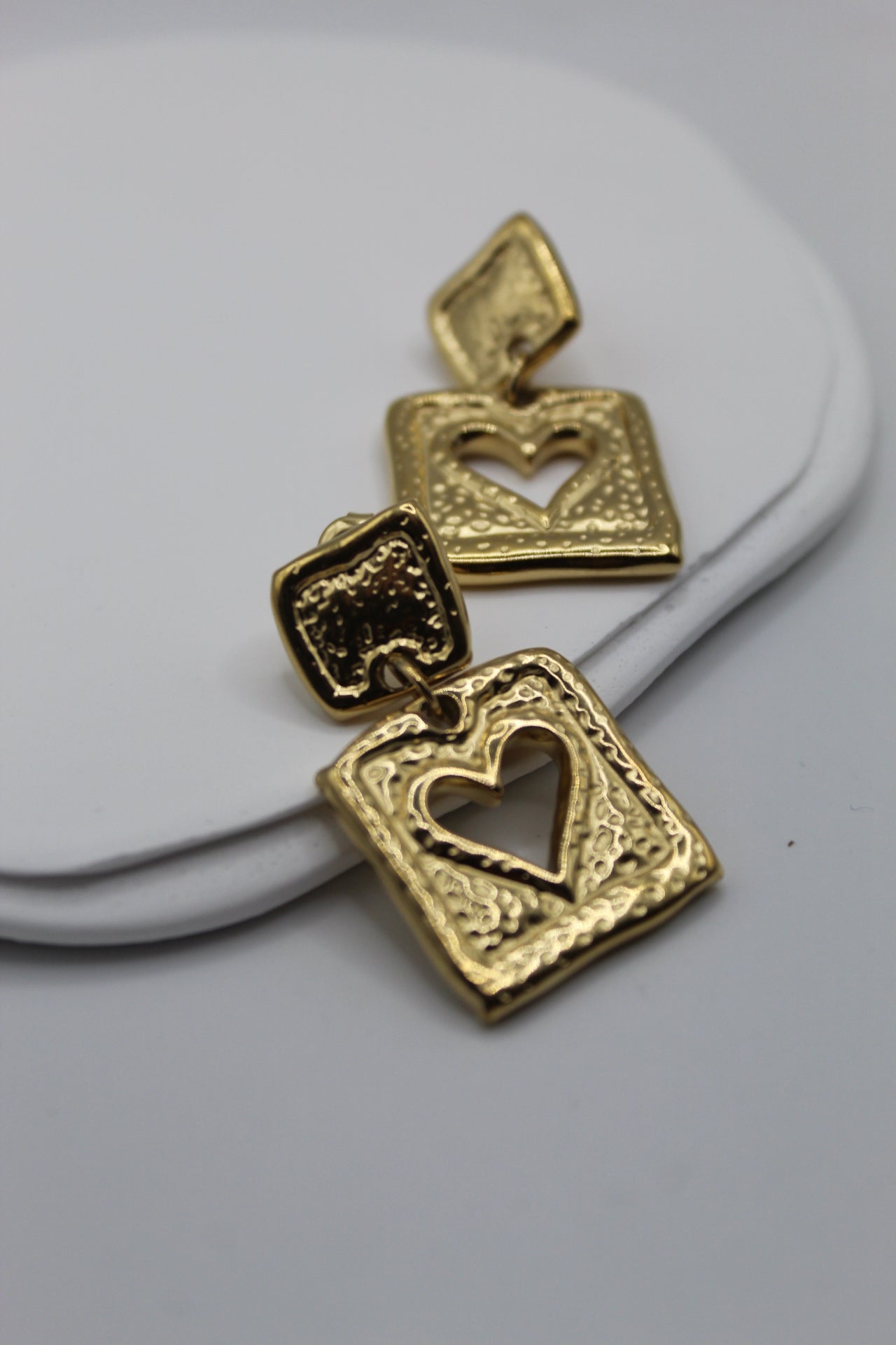 Pendientes Isa