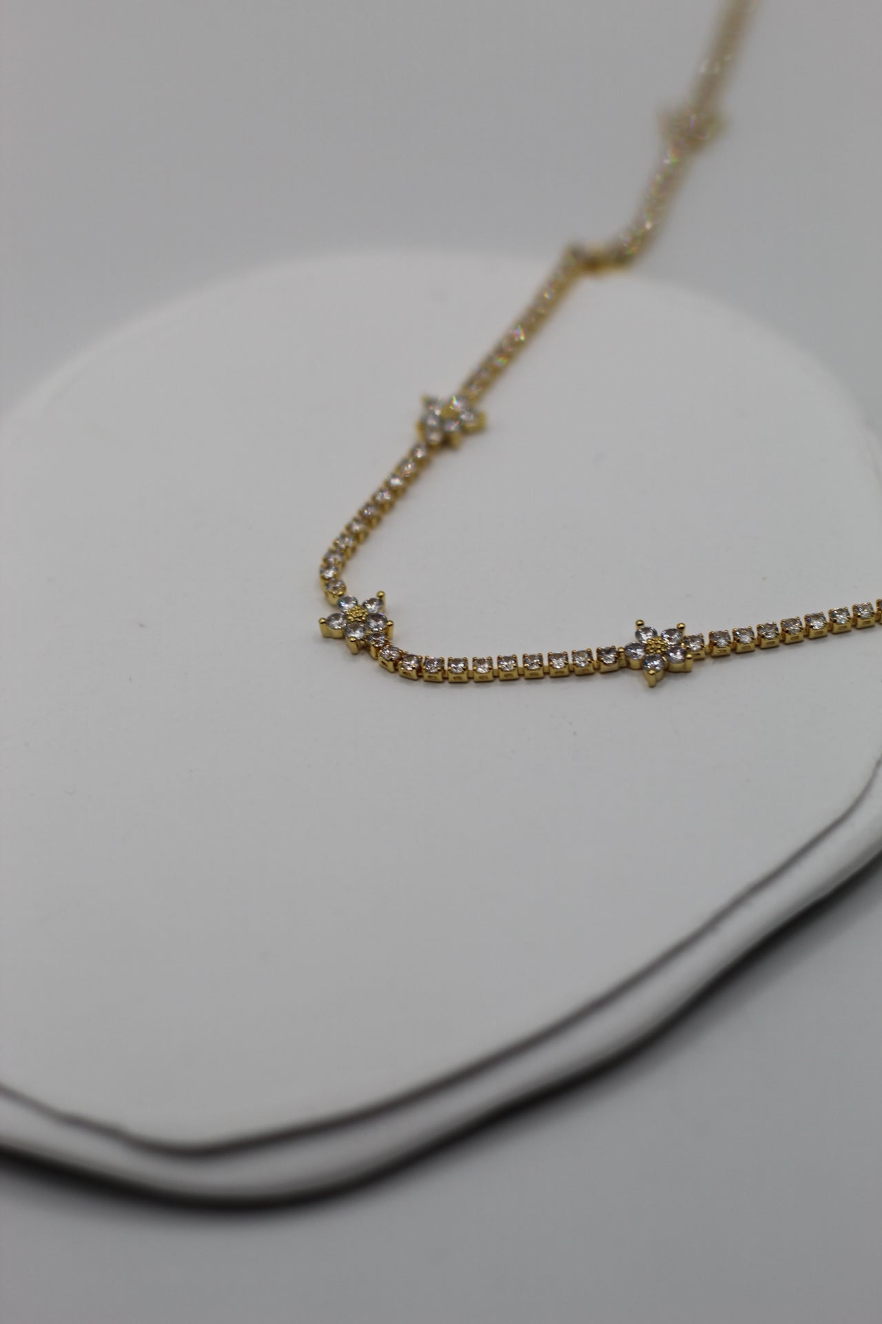 Collar Flower