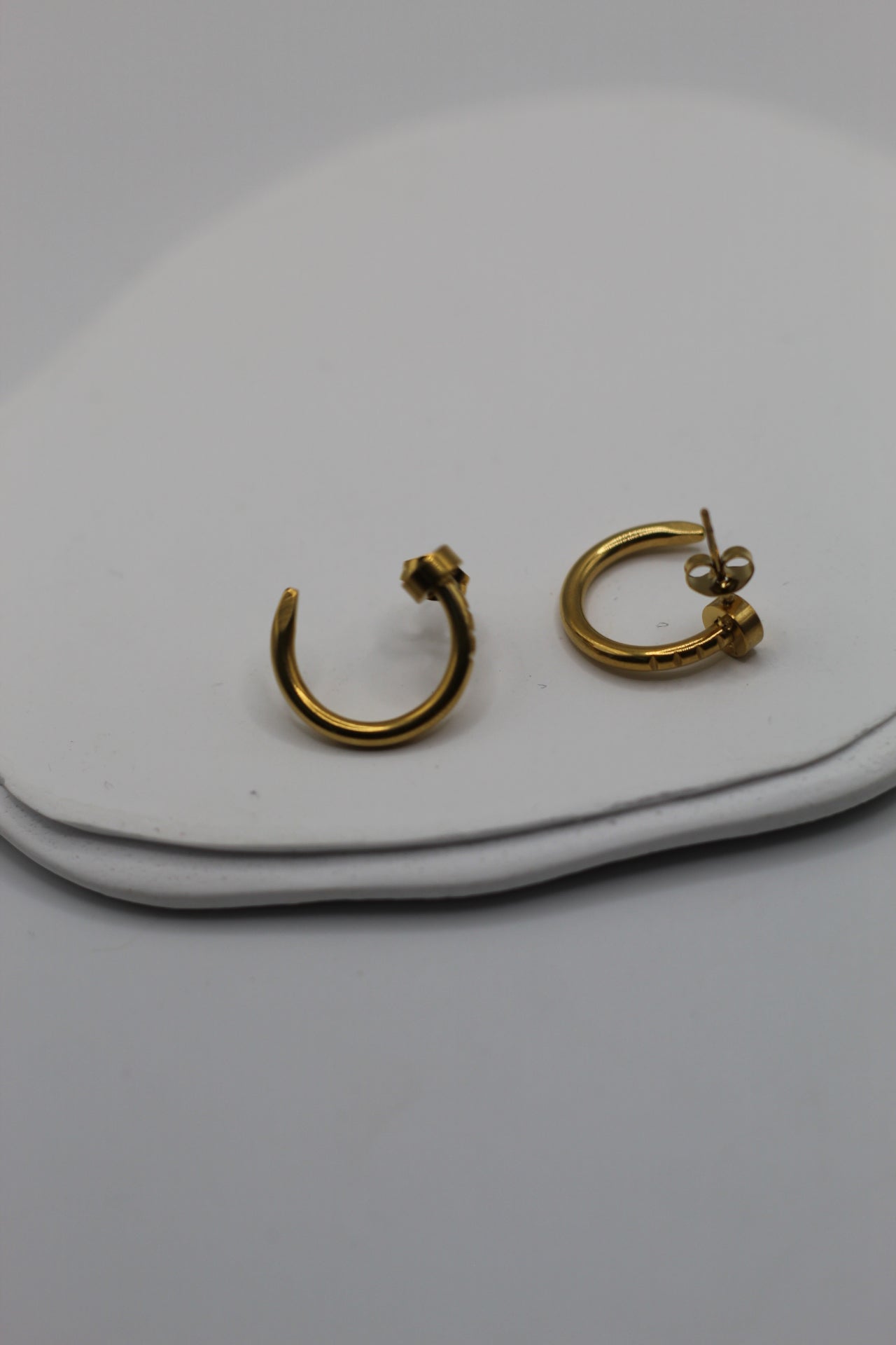 Clavos