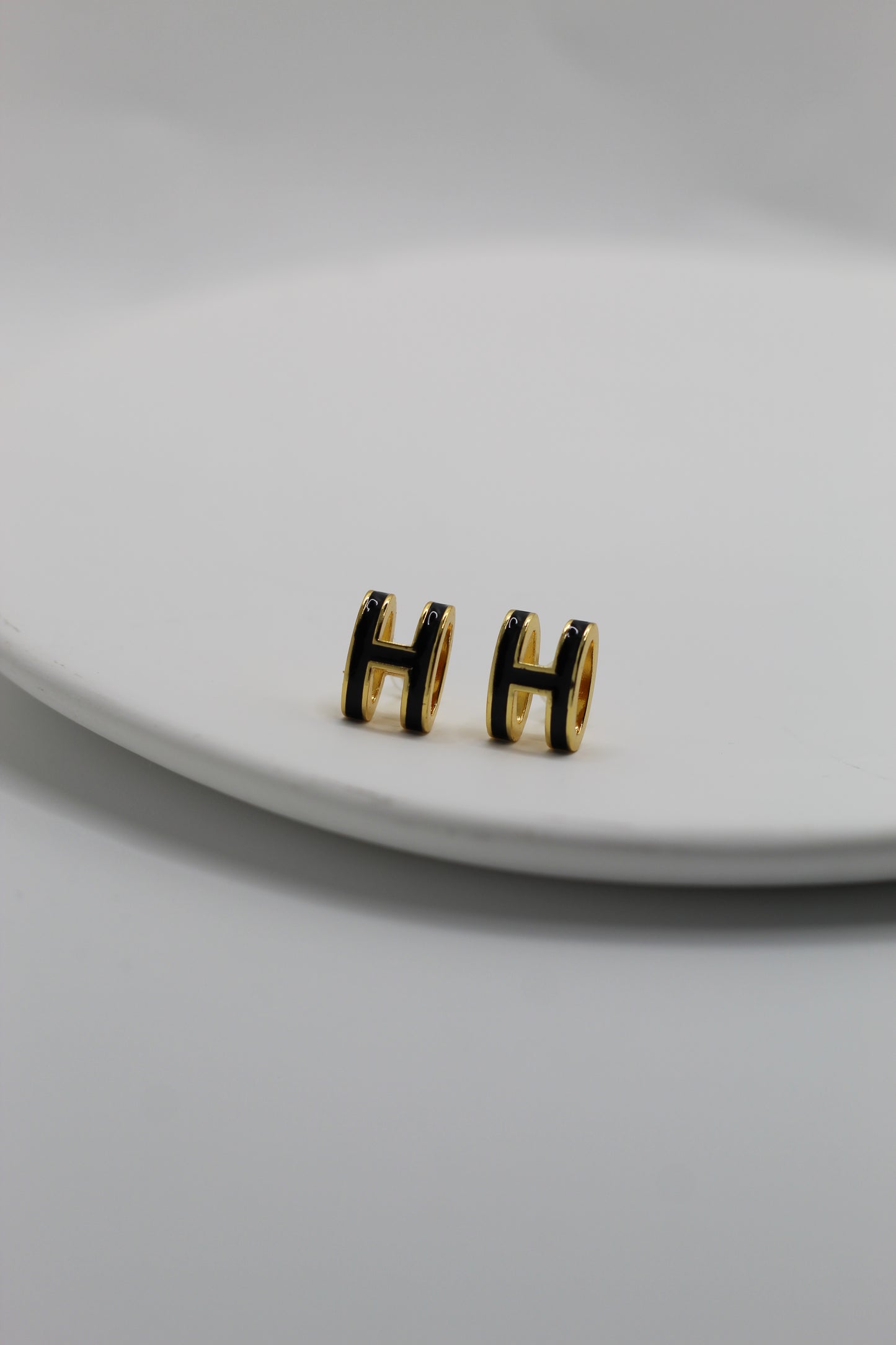 Pendientes H