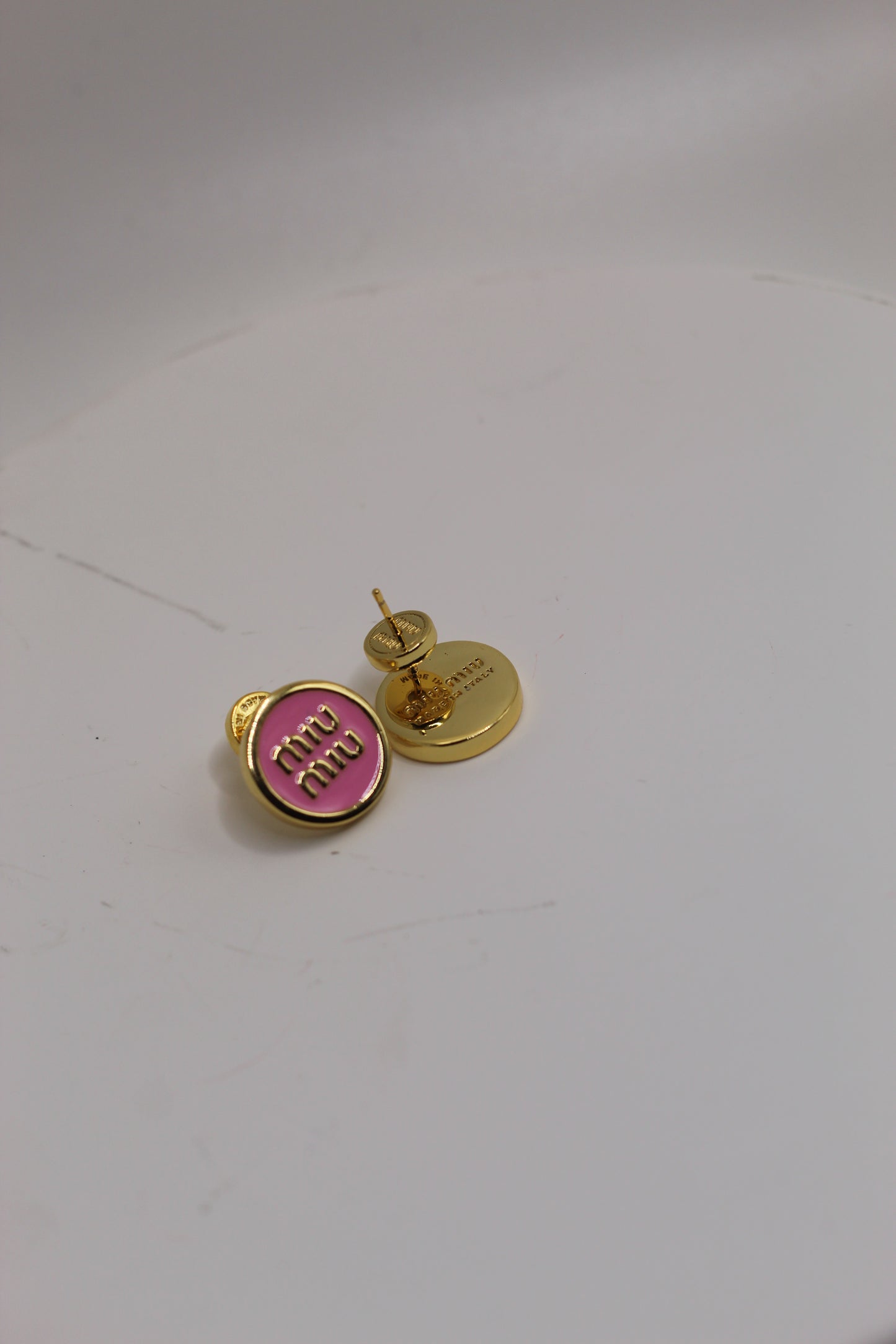 Pendientes Miu M