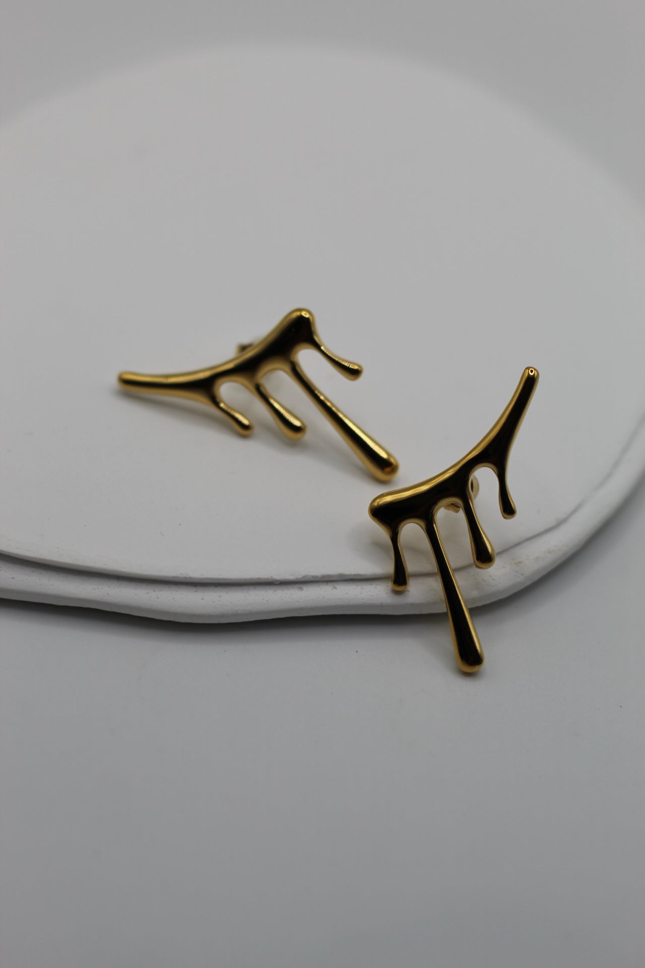 Pendientes Lava