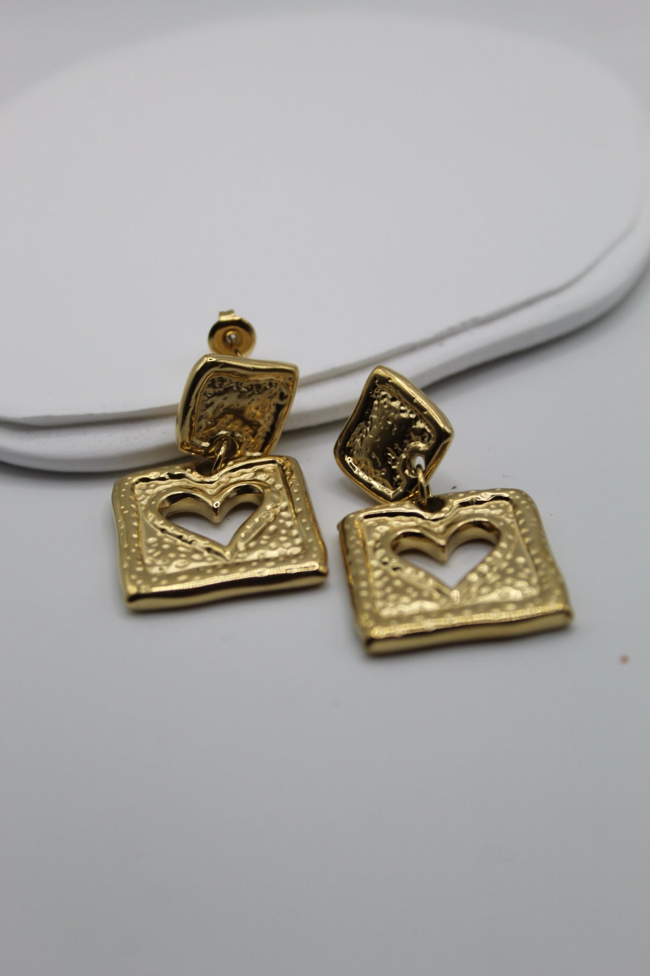 Pendientes Isa