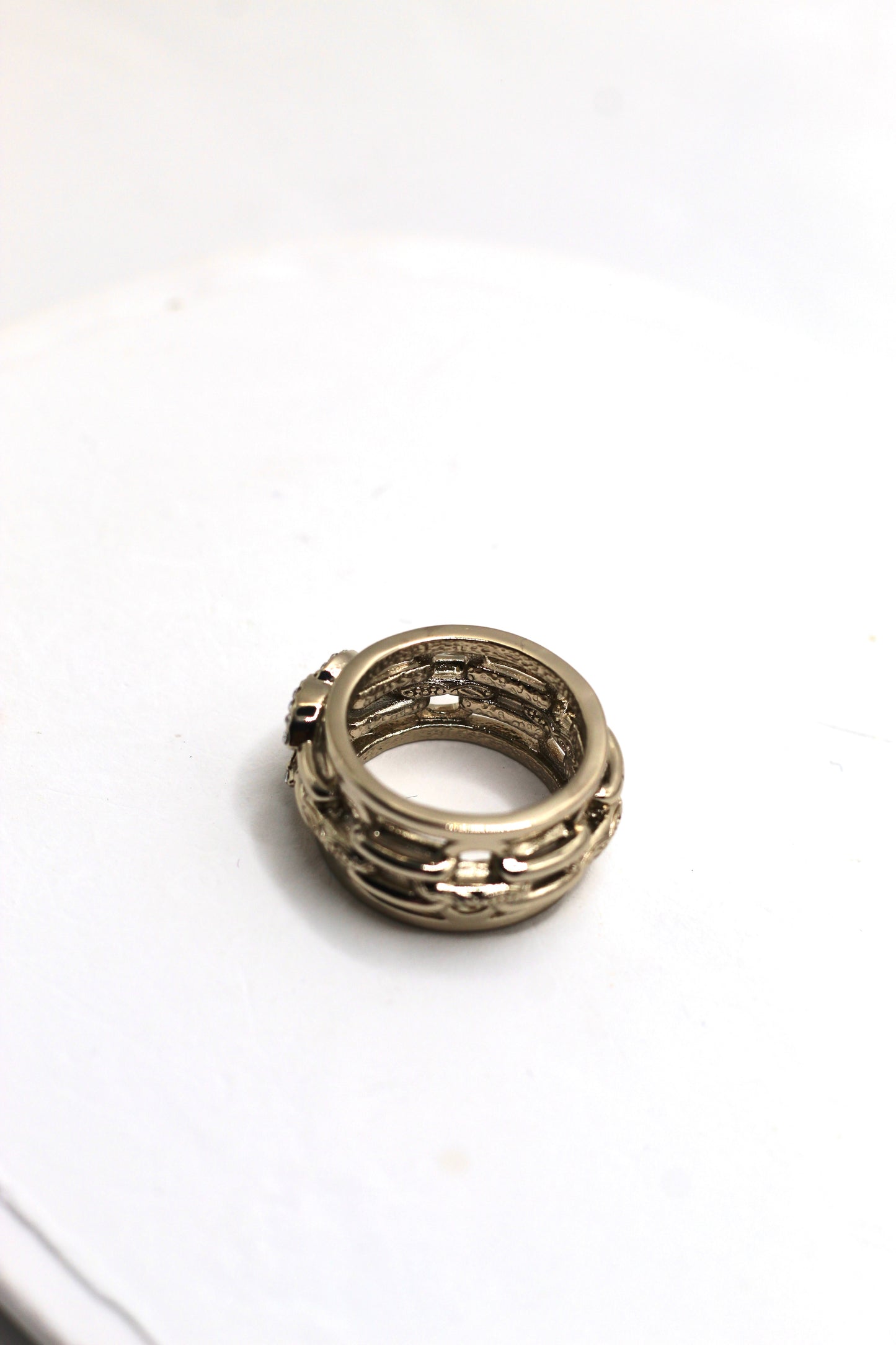 Anillo Ch