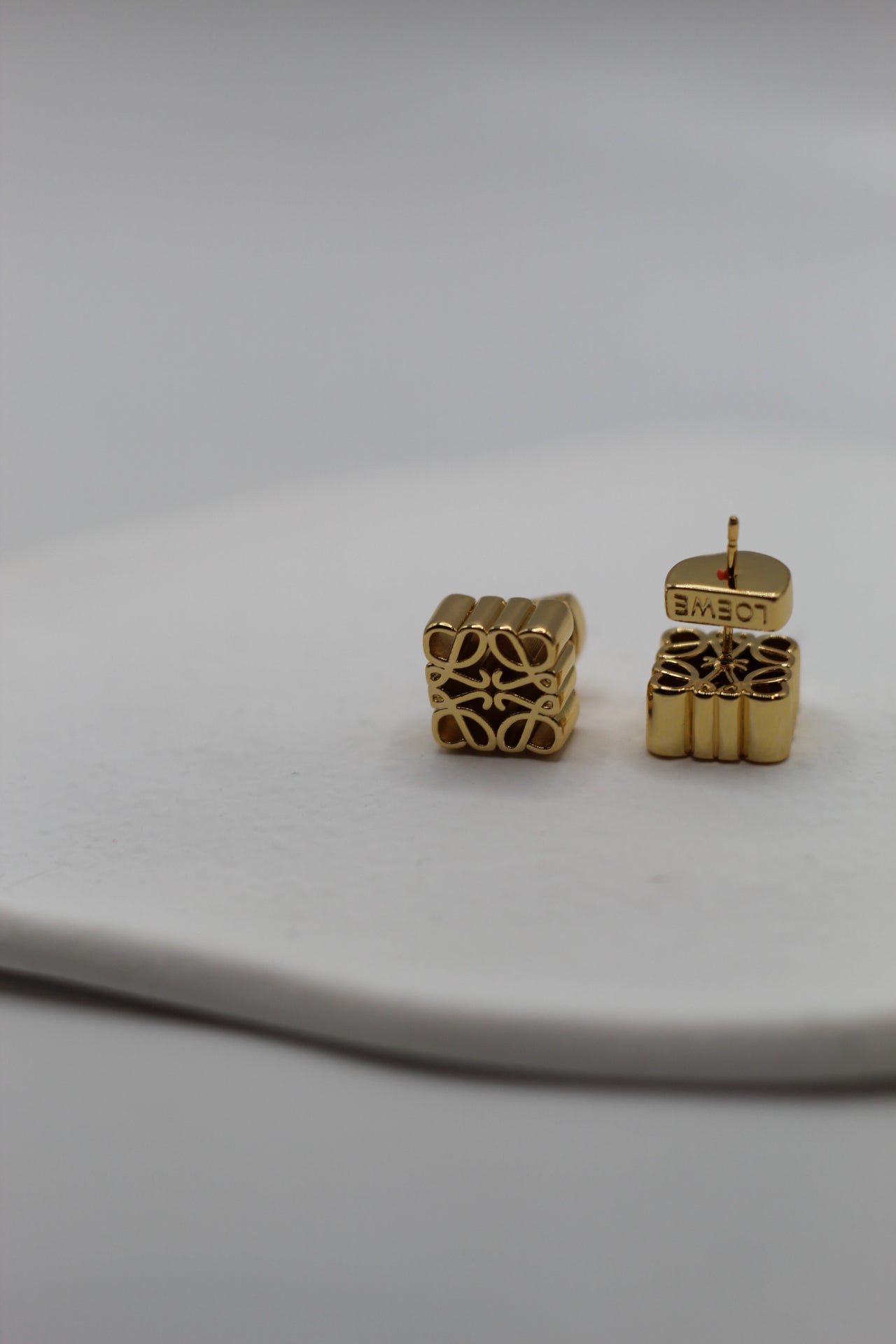 Pendientes Loe