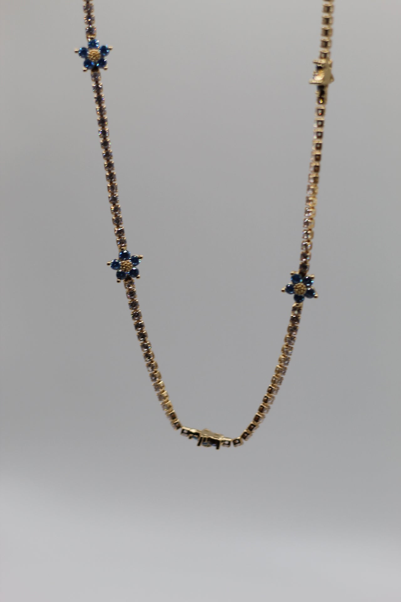 Collar Flower