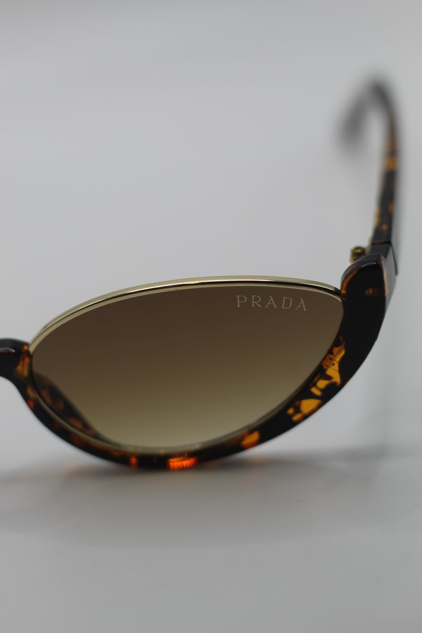 Lentes Pr✨da