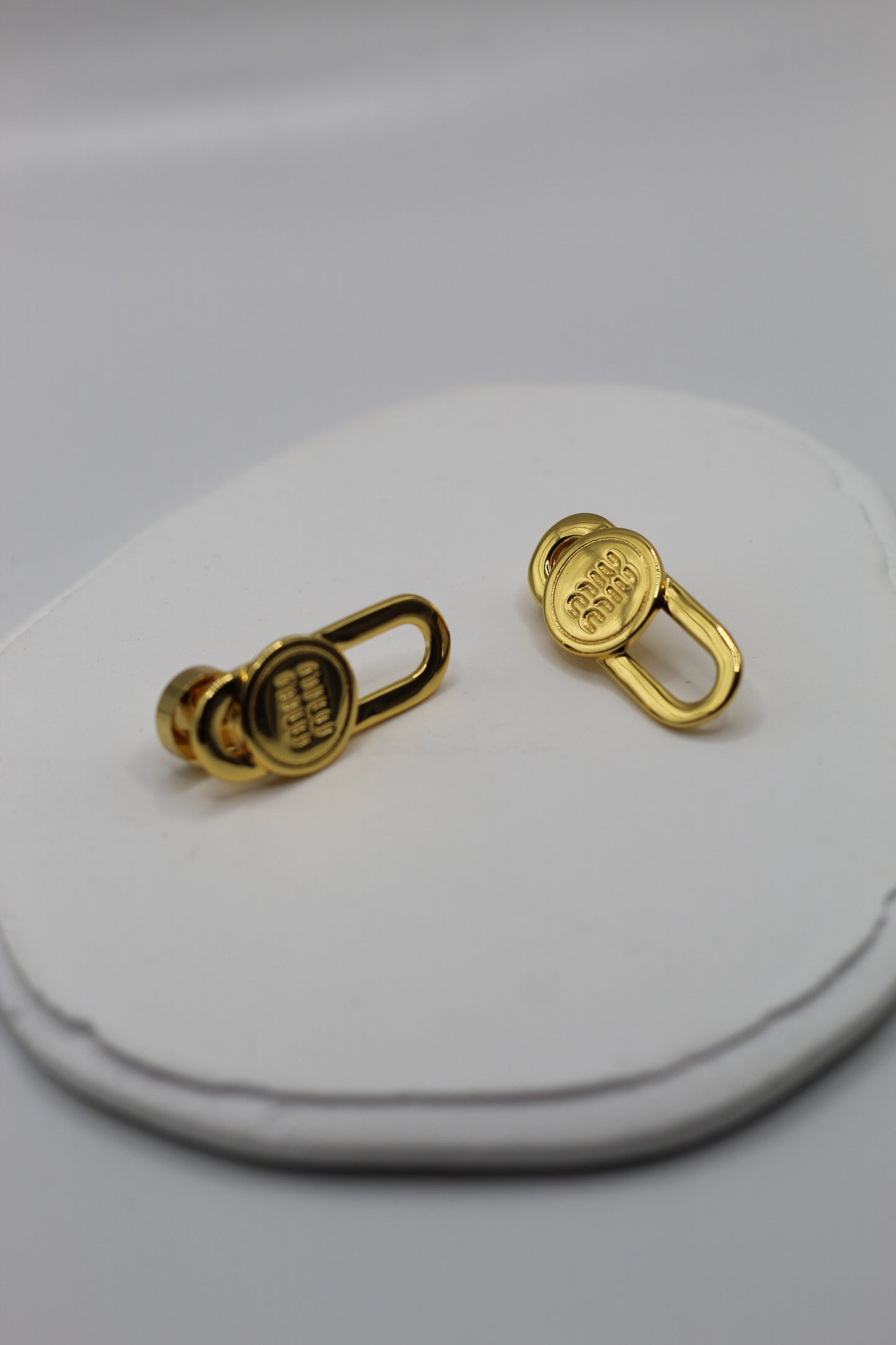 Pendientes Miu Miu