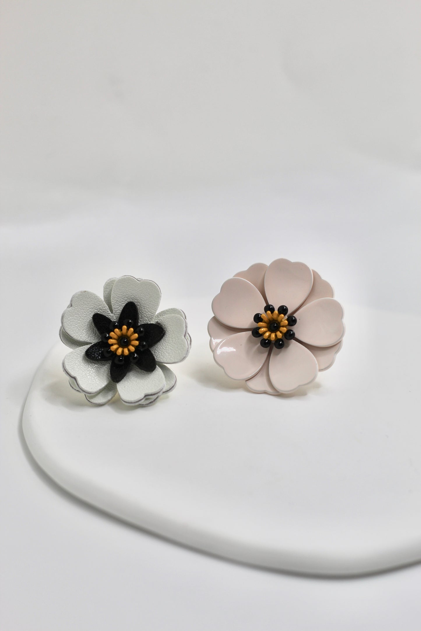 Pendientes Miu M