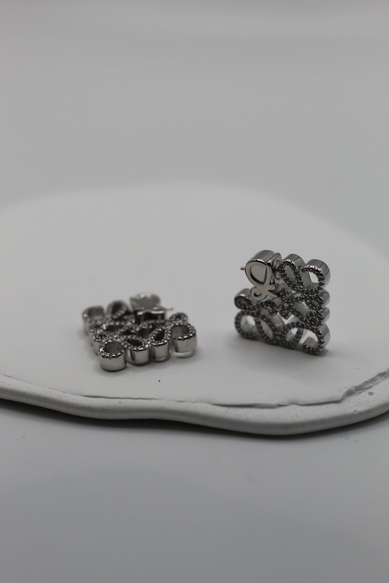 Pendientes Loe