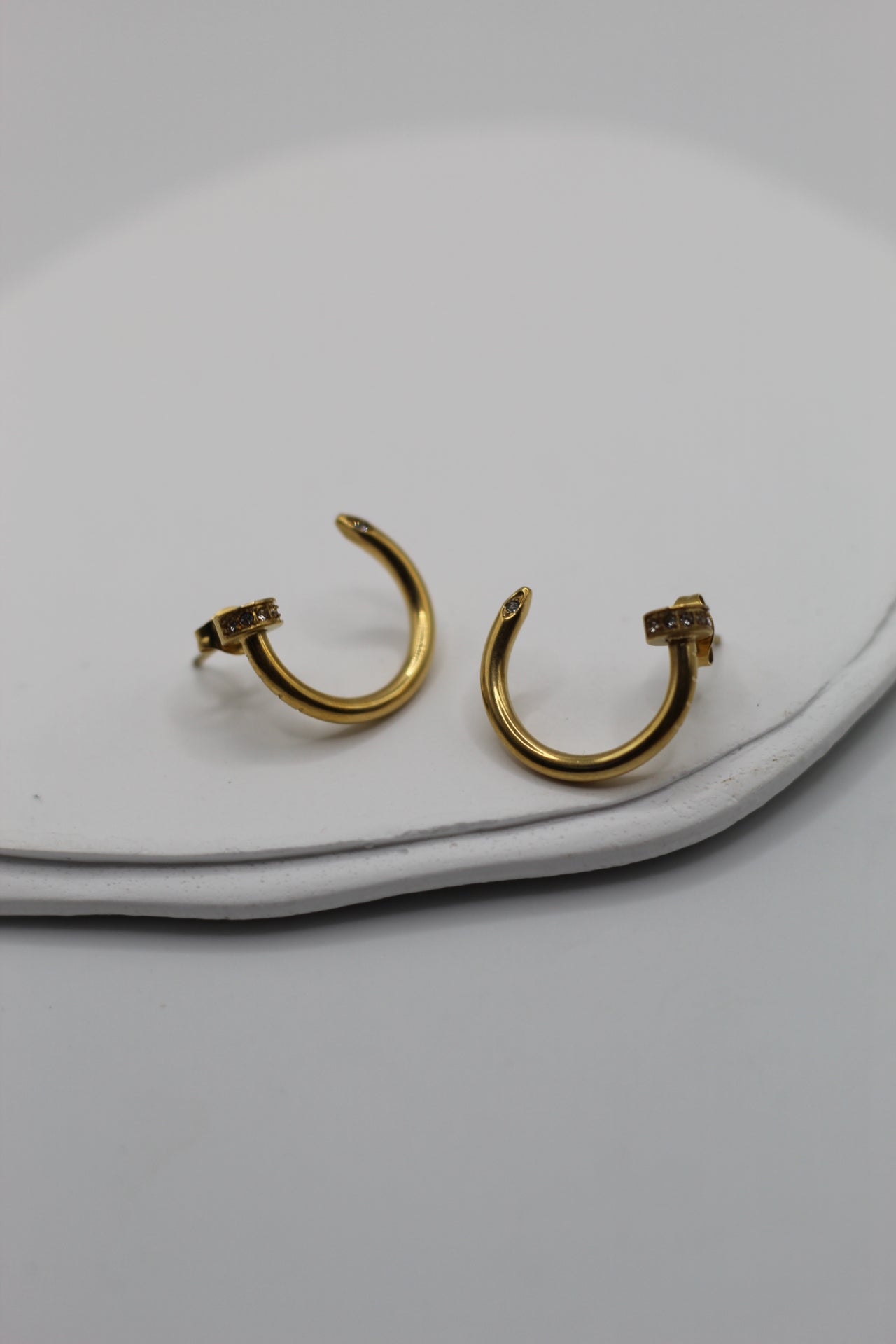 Clavos
