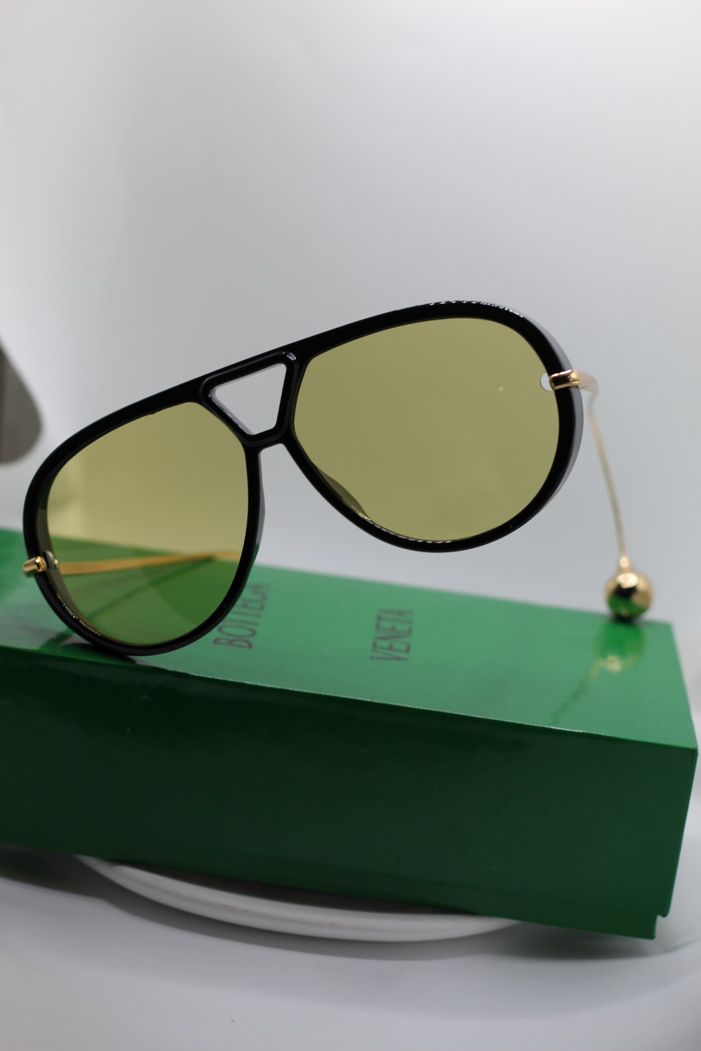 Lentes Bottega V