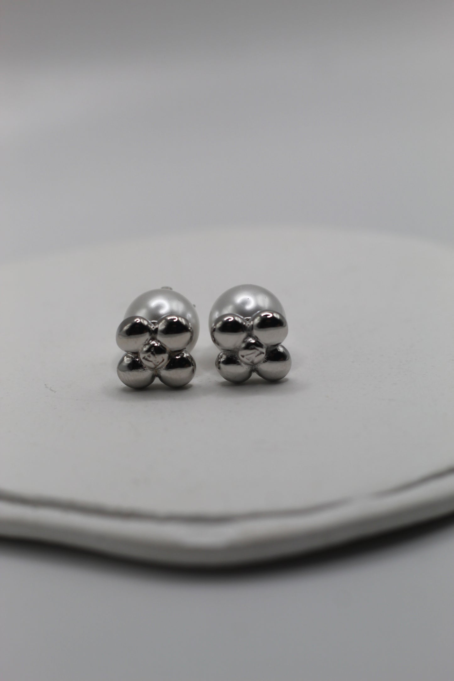 Pendientes LV