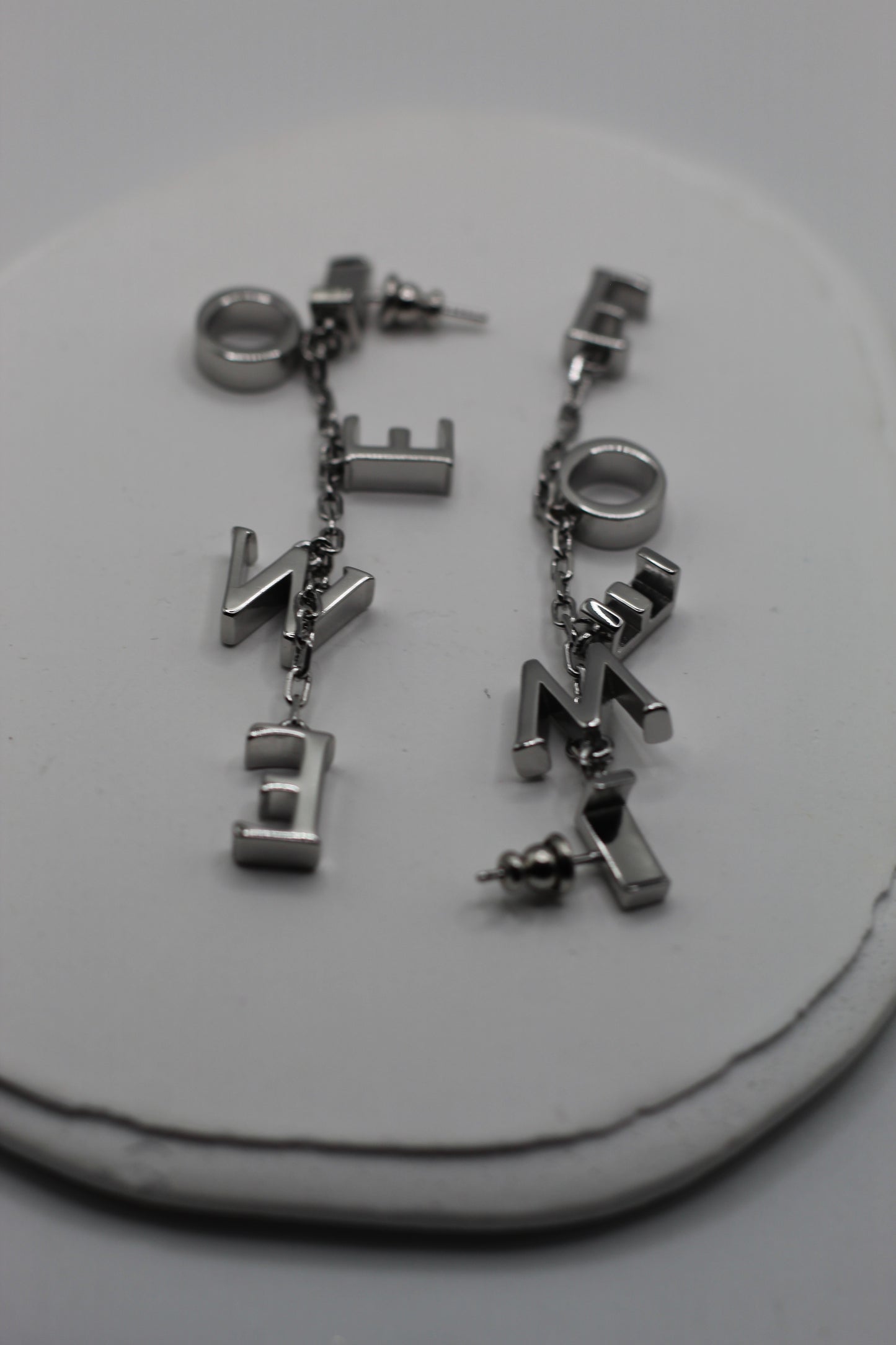 Pendientes largos Loe
