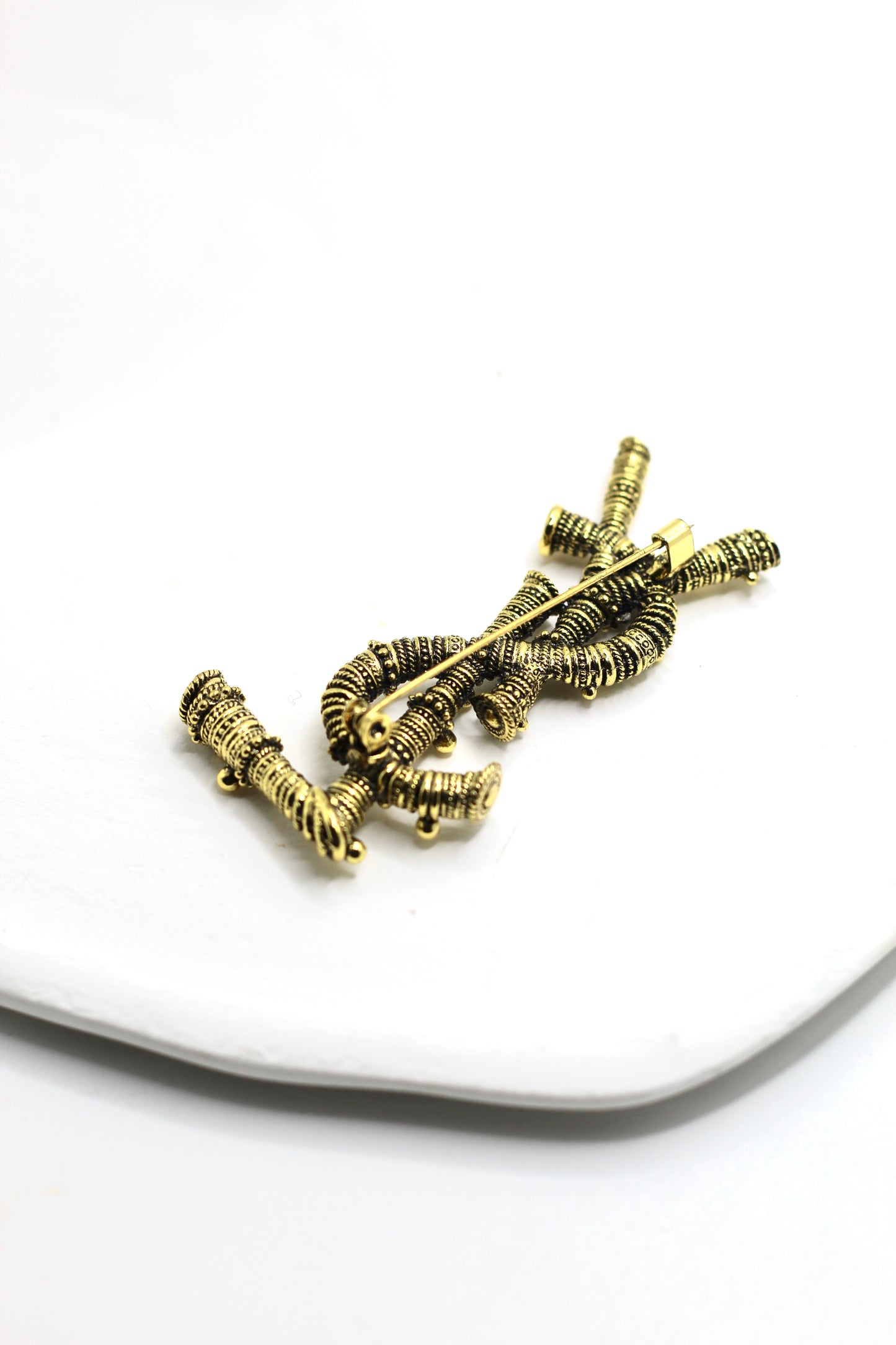 Broche YSL