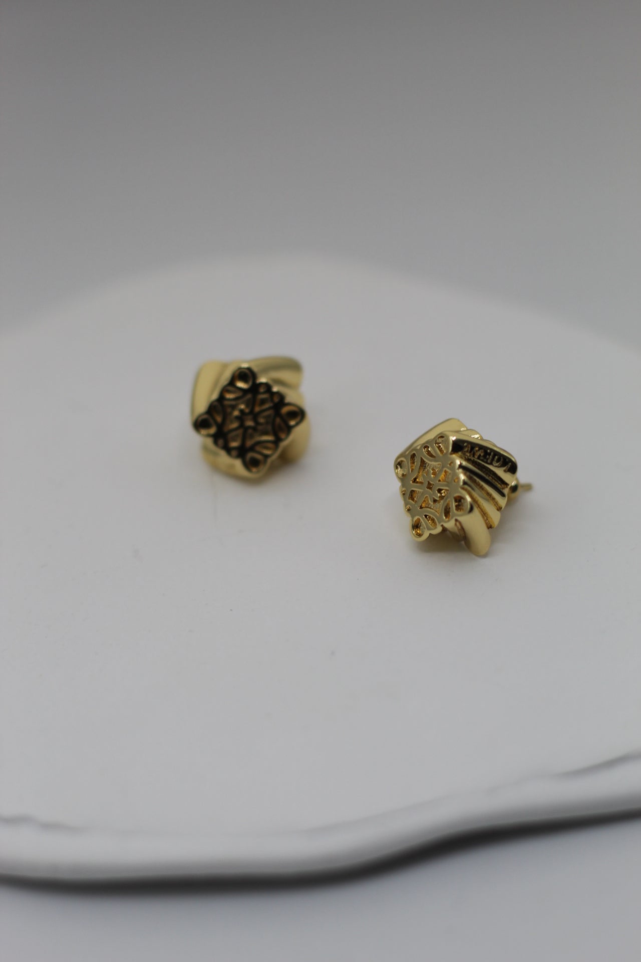 Pendientes Loe