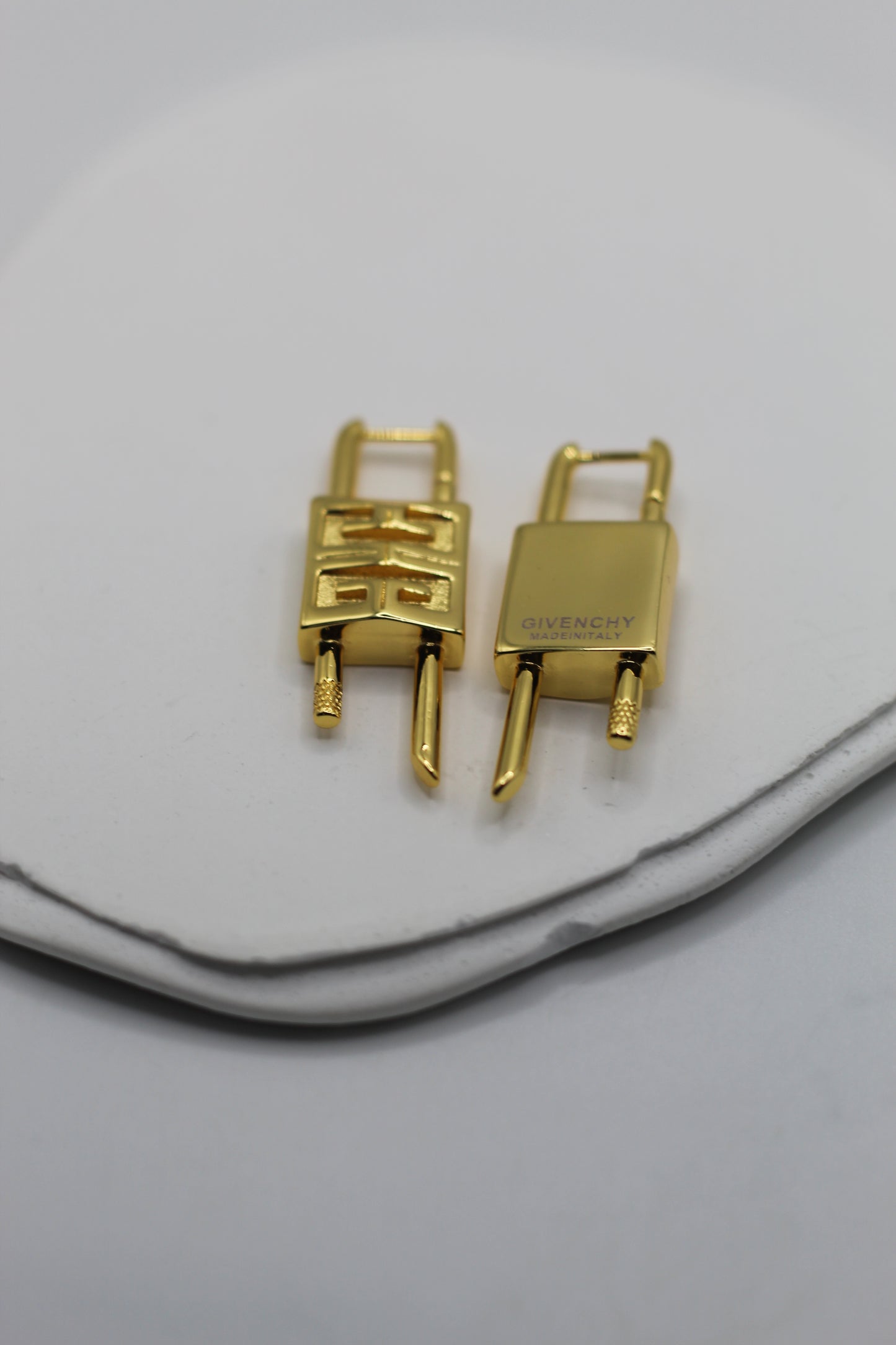 Pendientes Giv✨nchy