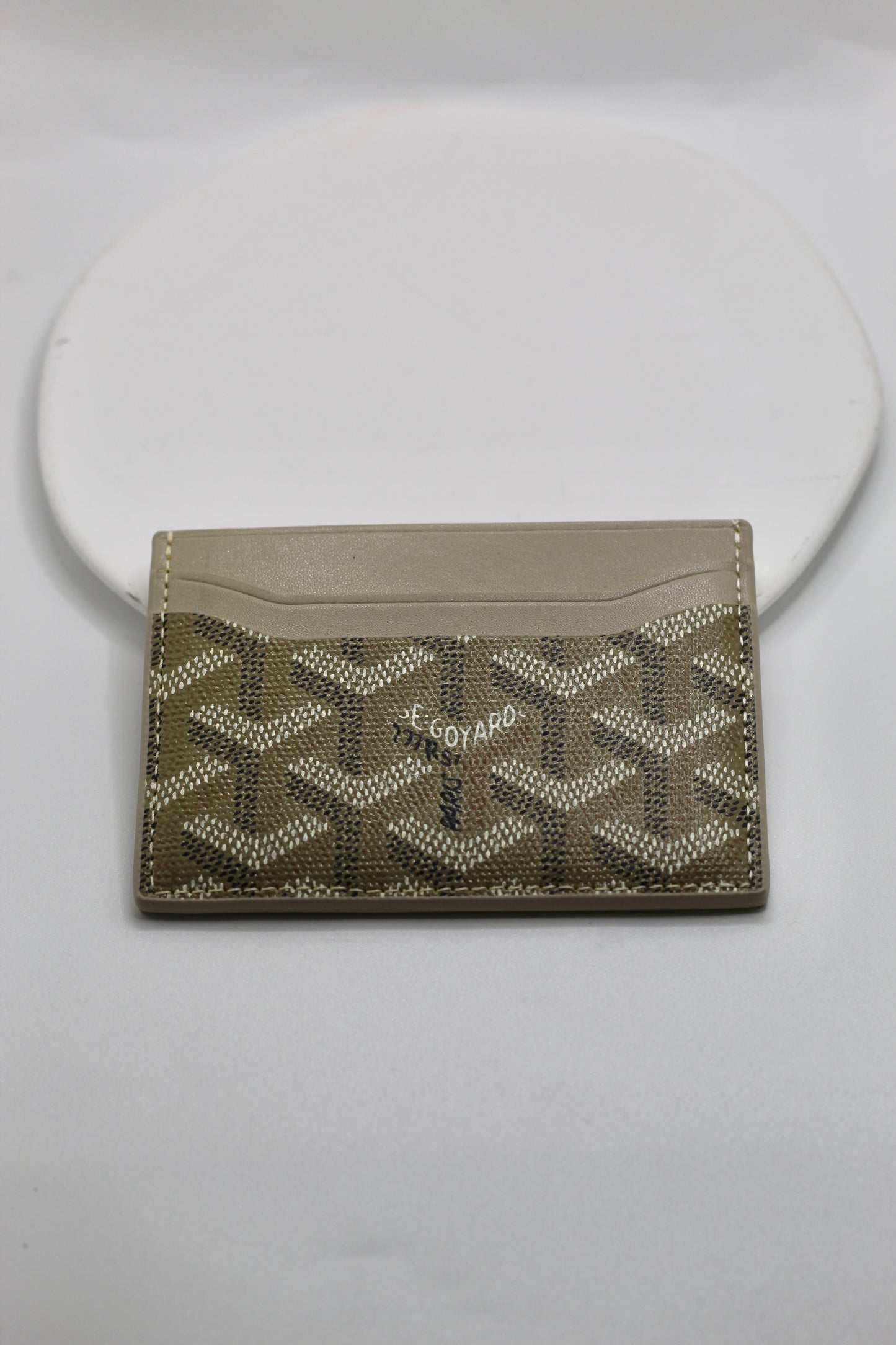 Tarjetero G☀️yard