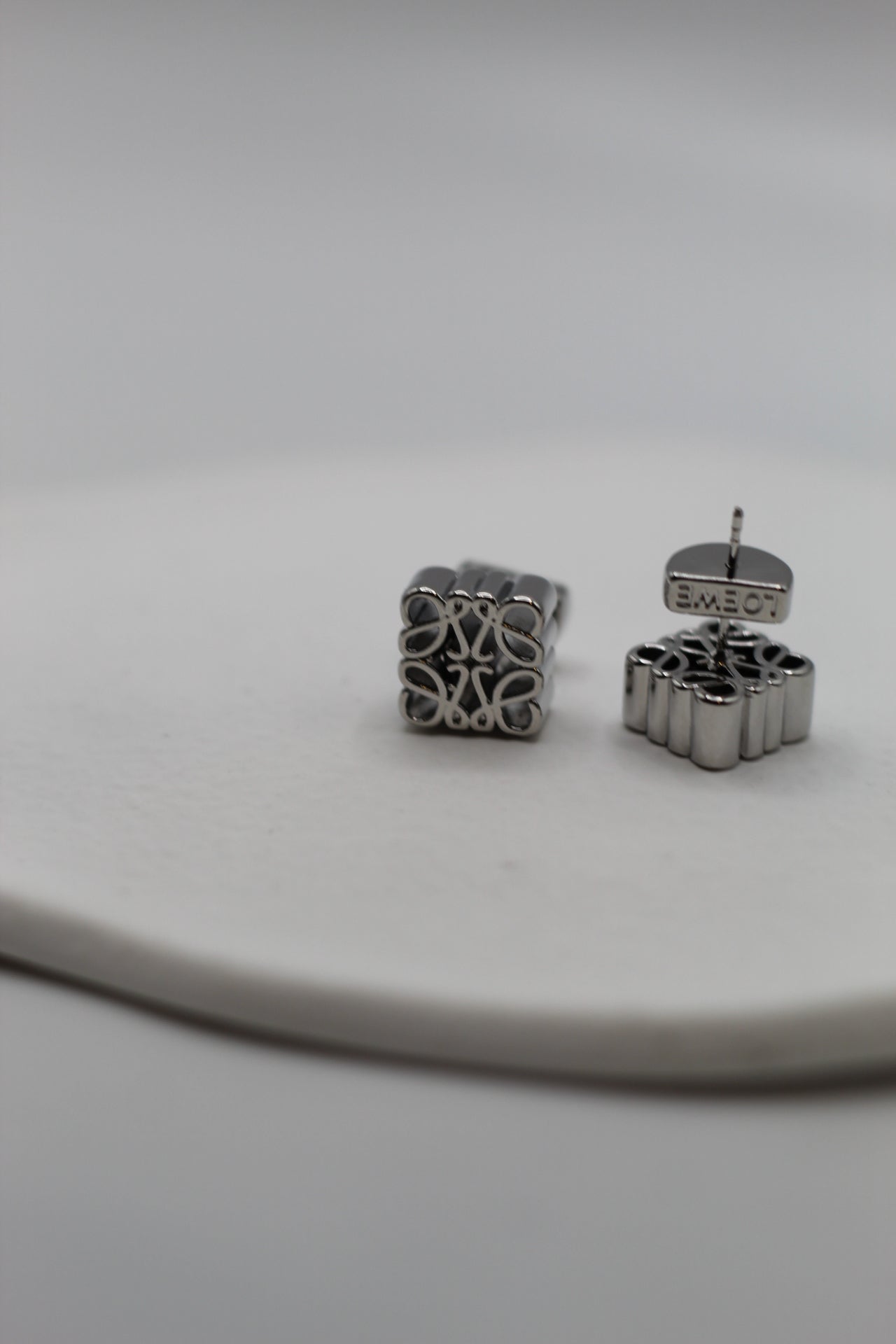 Pendientes Loe