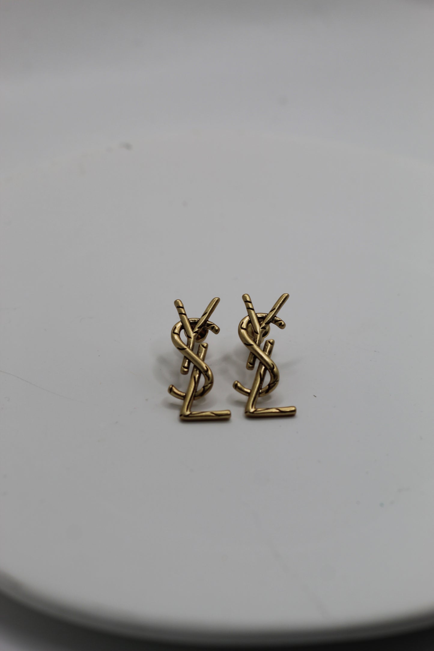 Pendientes YSL