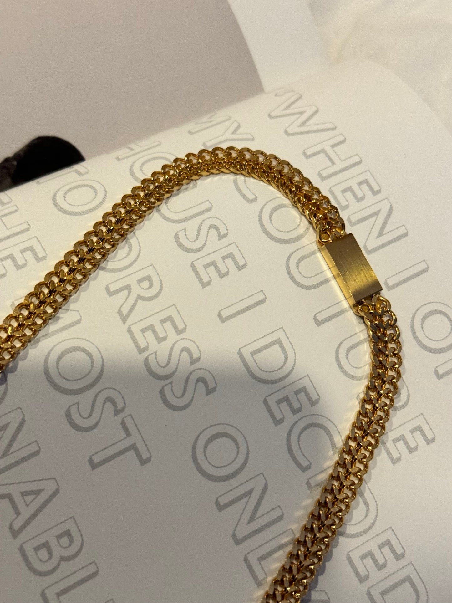 Collar Abella