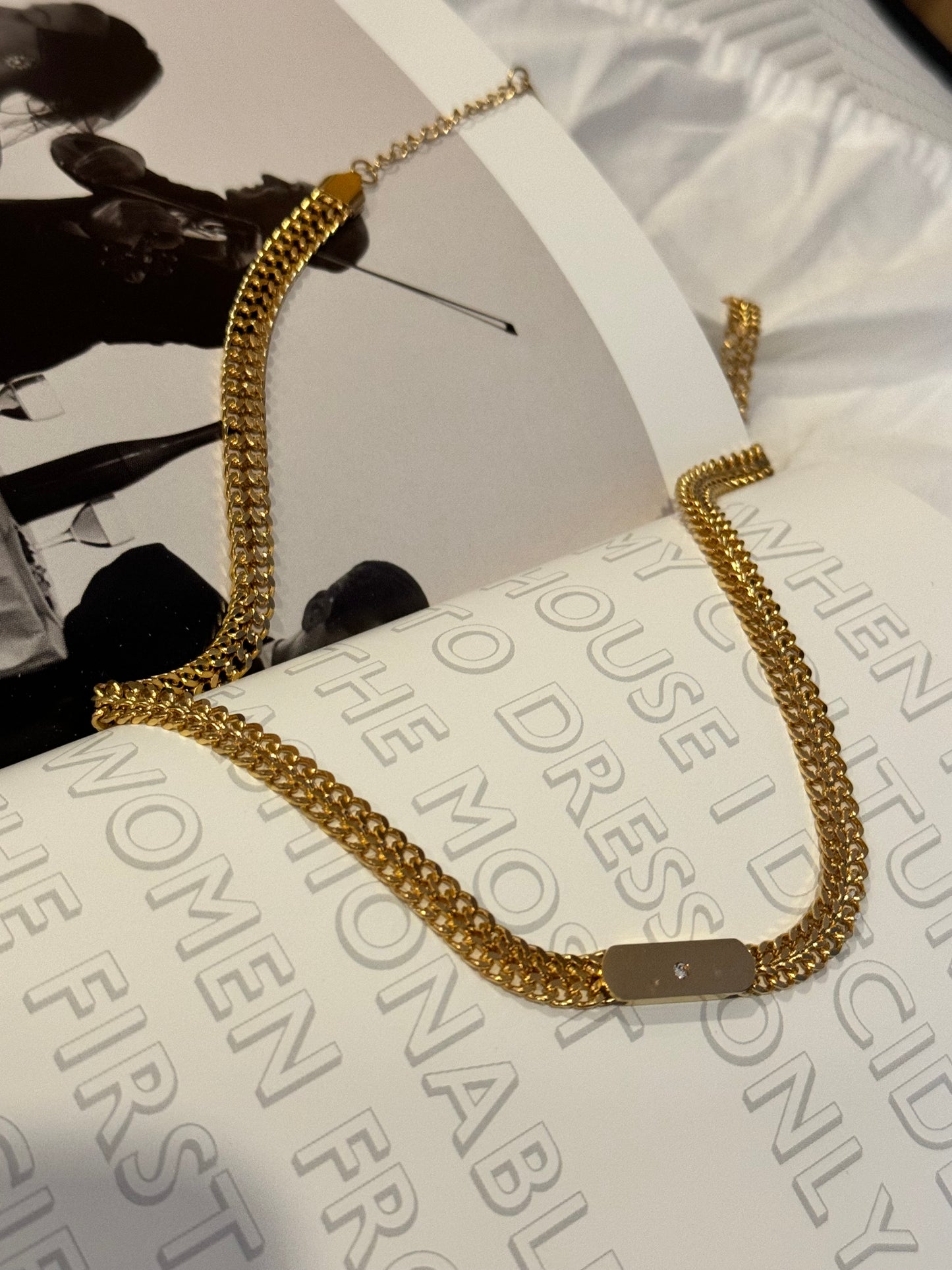 Collar Abella