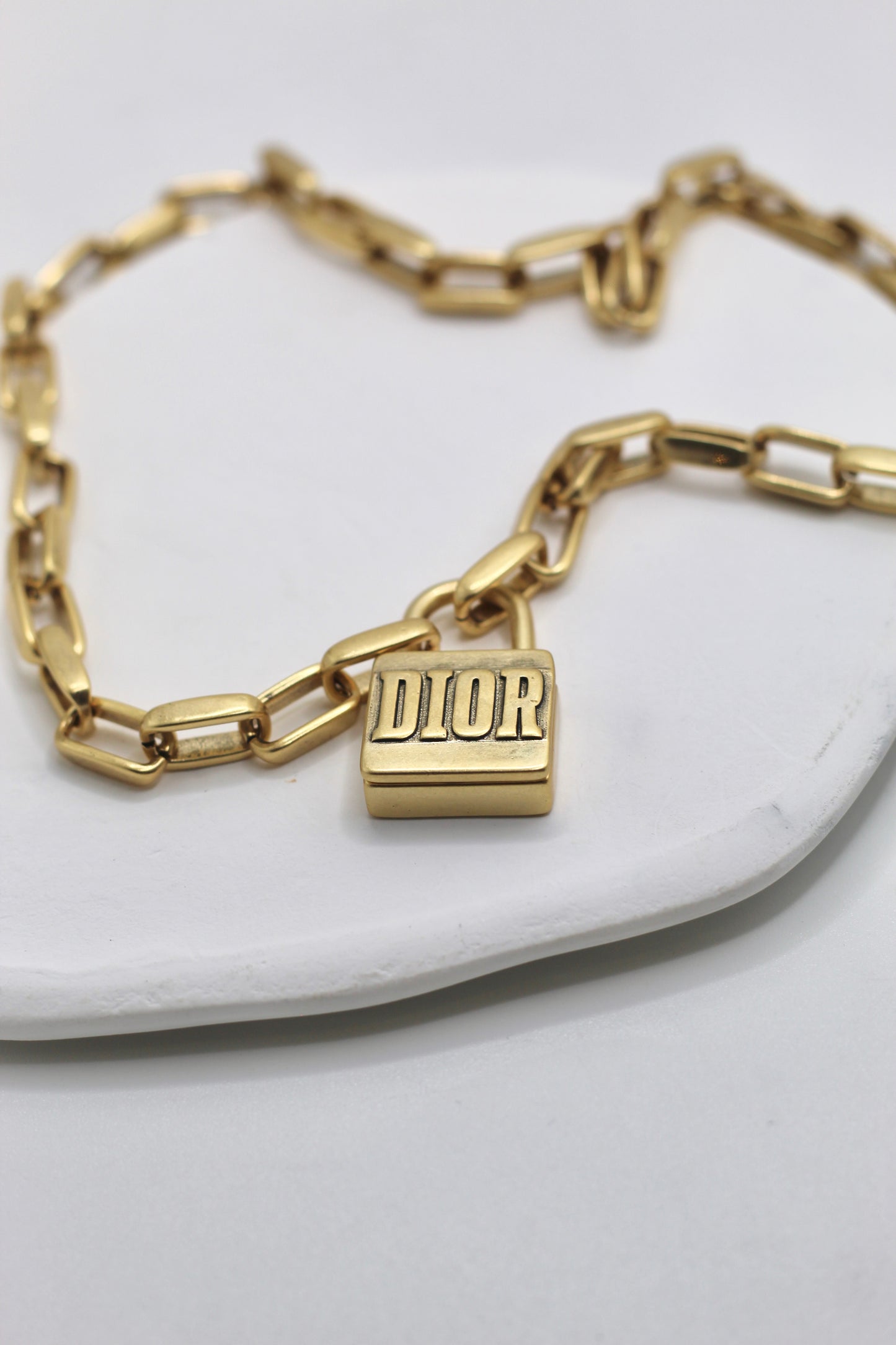Collar D