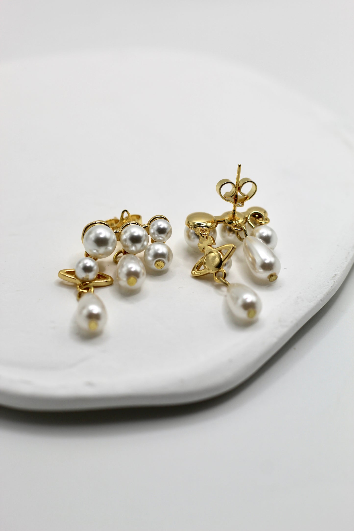 Pendientes V W