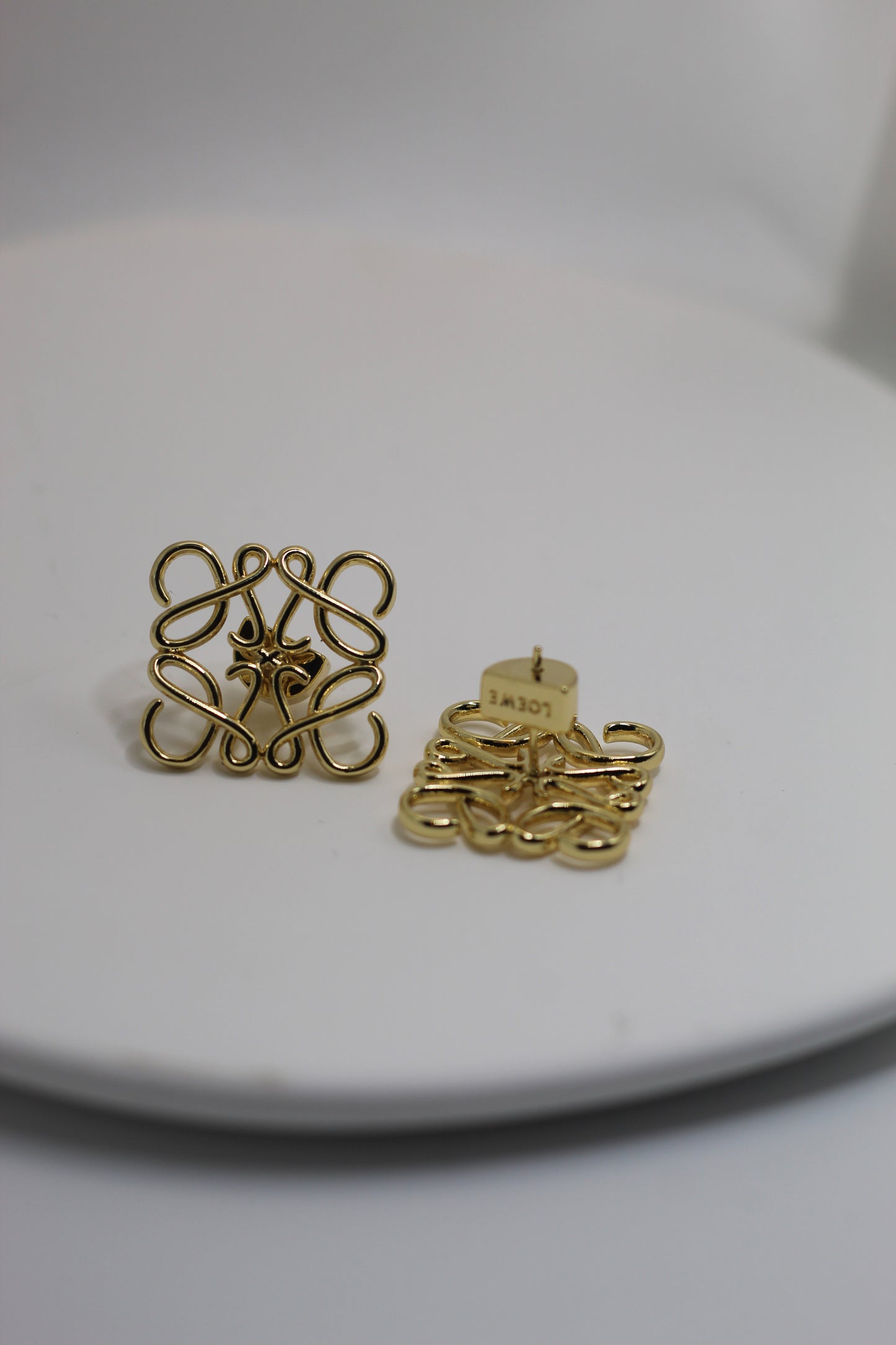 Pendientes Loe