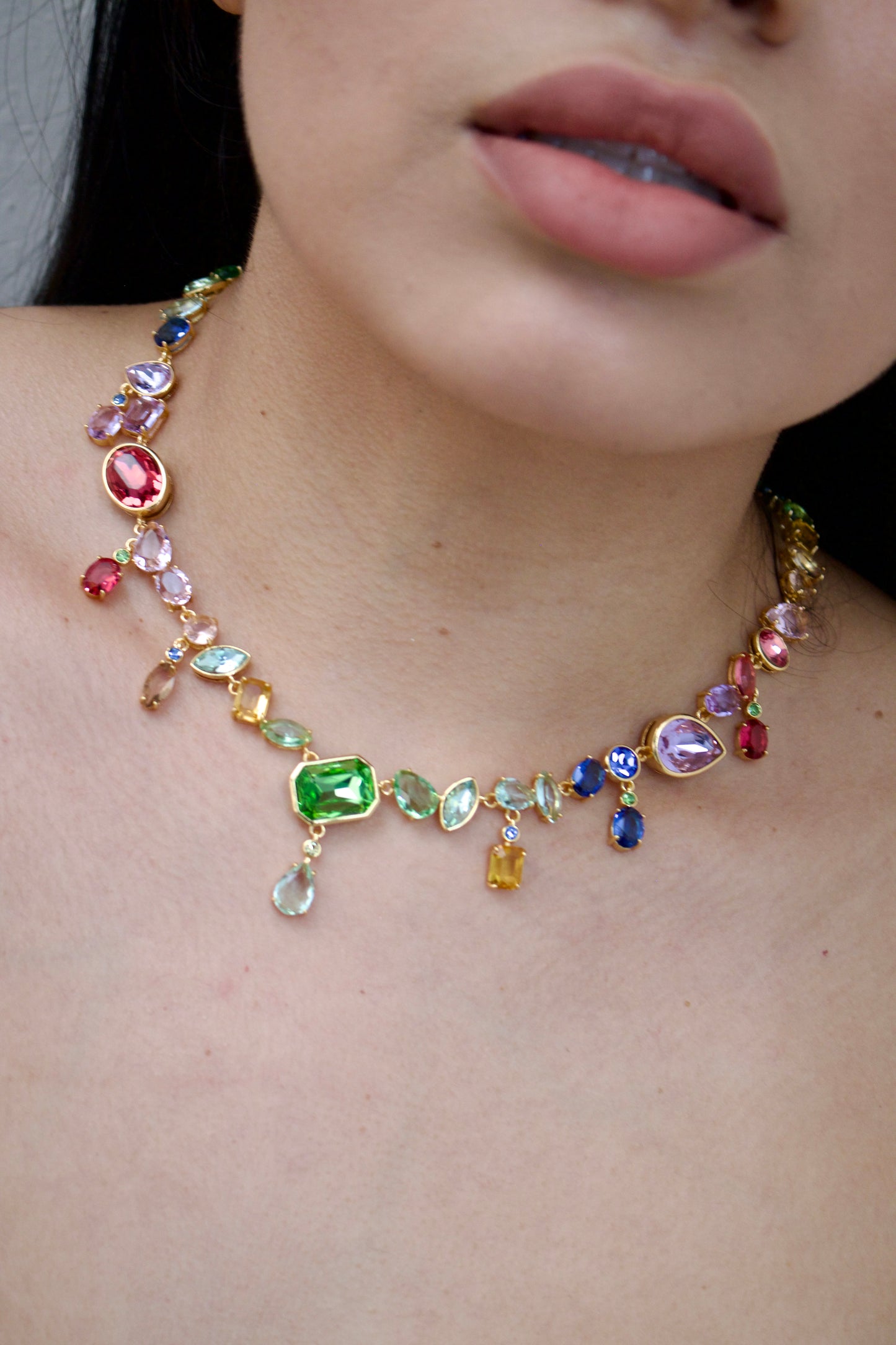 Collar Swarows