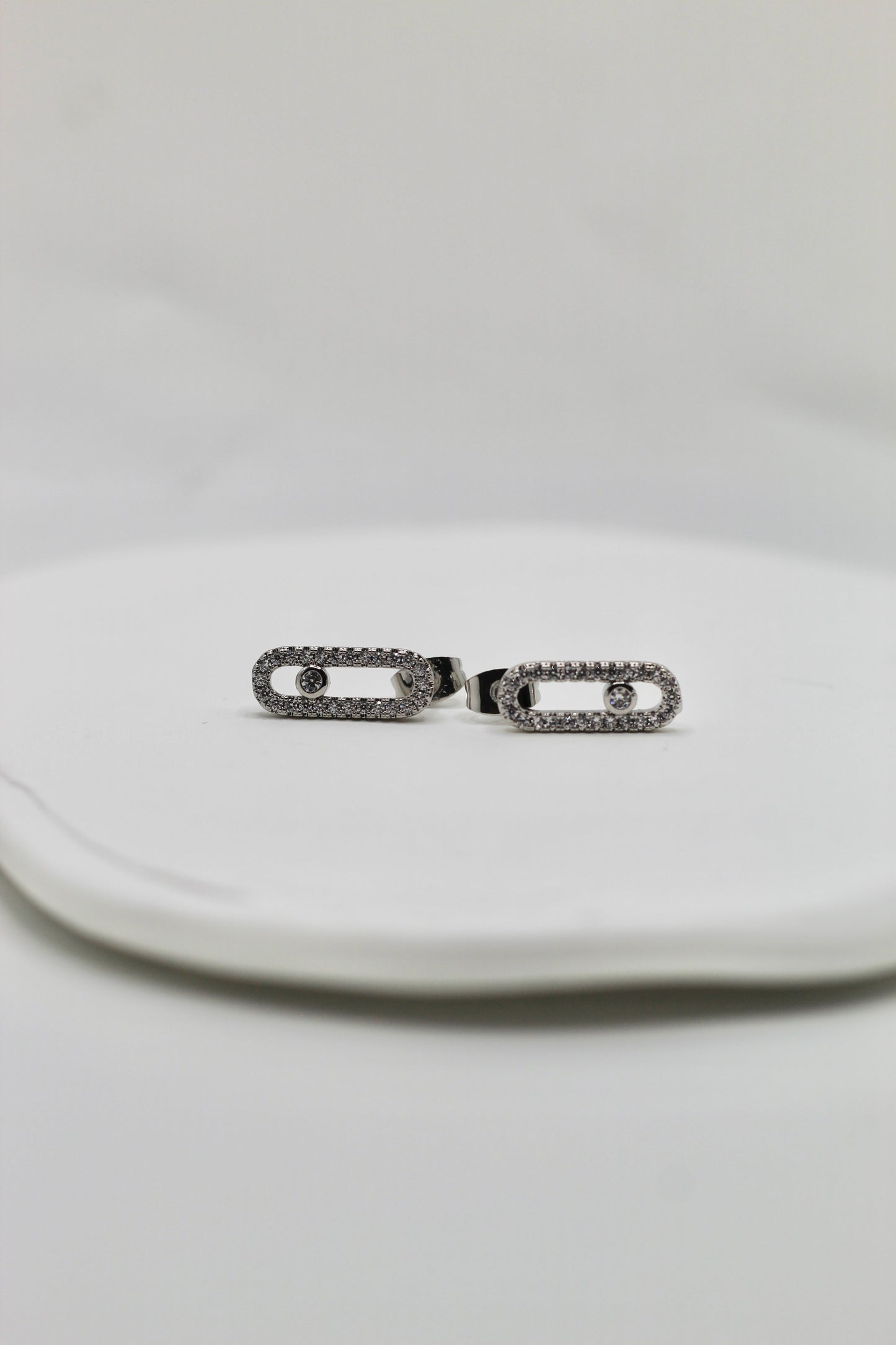 Pendientes Messik
