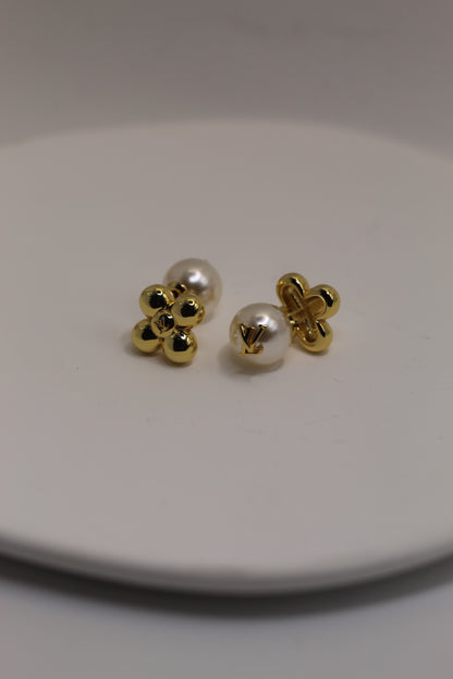 Pendientes LV