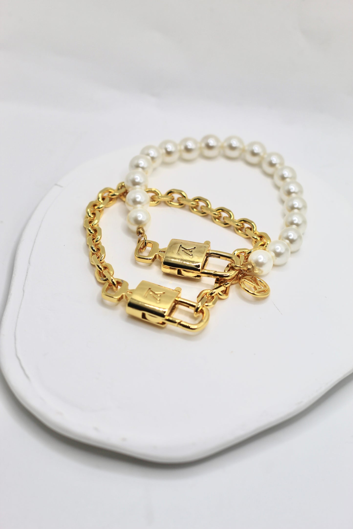 Set Pulseras LV