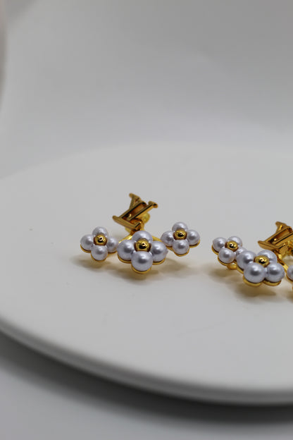 Pendientes LV