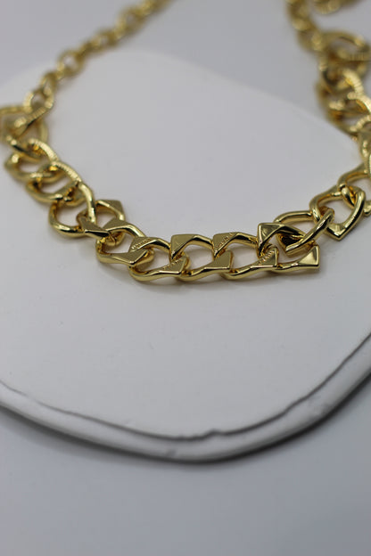Collar Prada