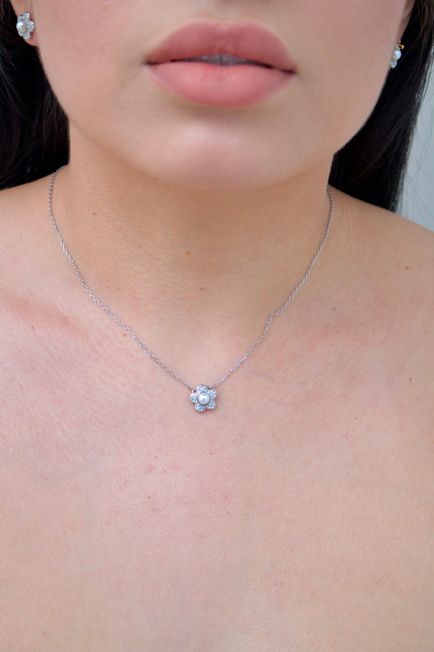 Aretes y Collar a Juego Swarows x Ariadna