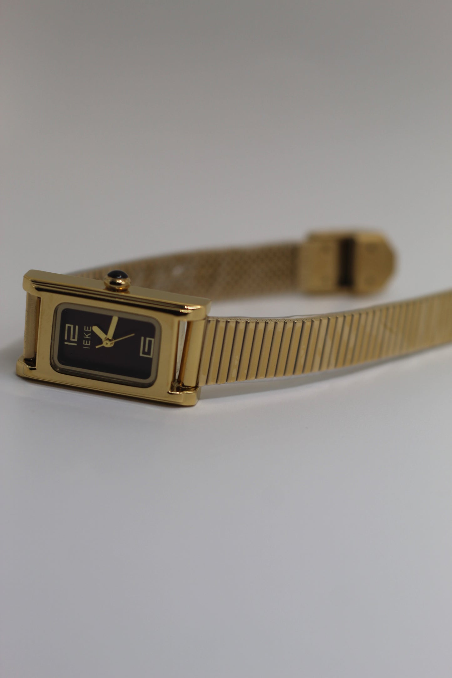 Reloj Hilda