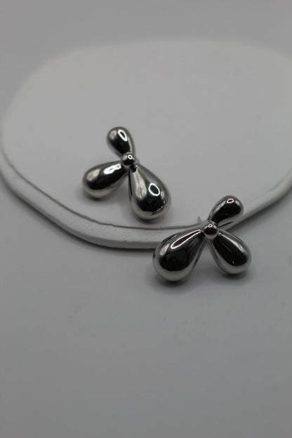 Pendientes media flor