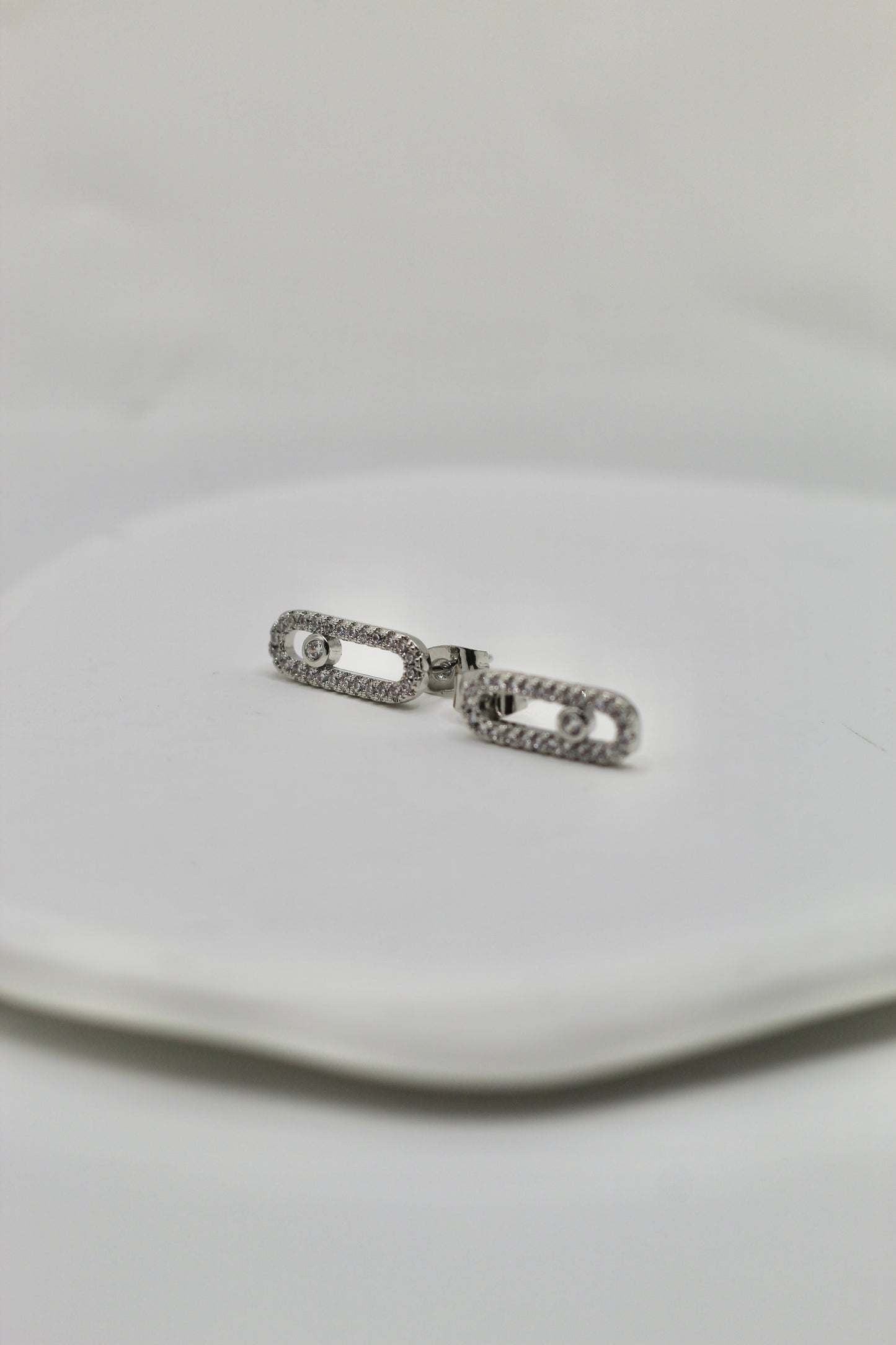 Pendientes Messik