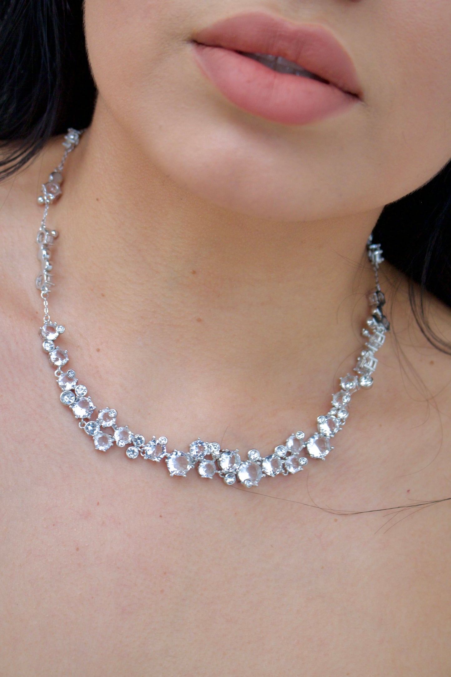 Collar Swarows