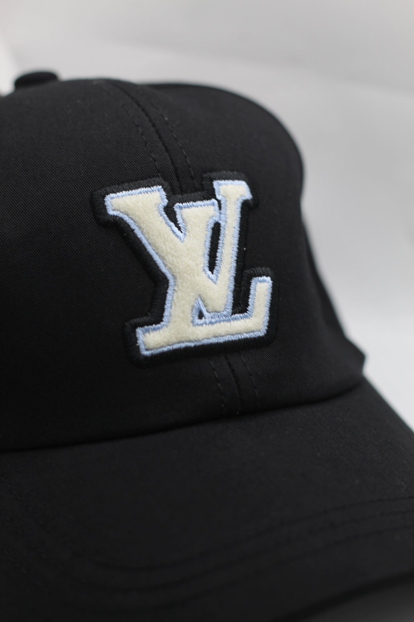 Gorra LV