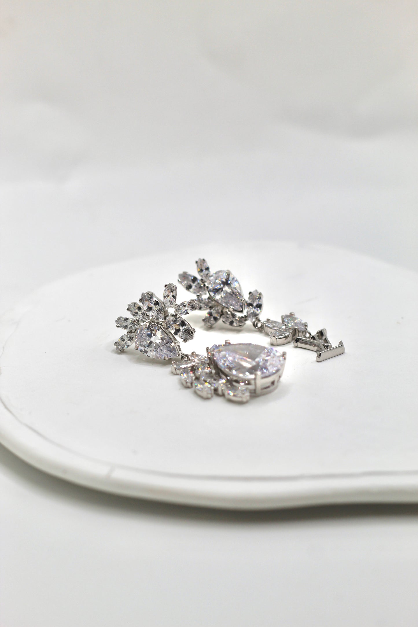Pendientes LV