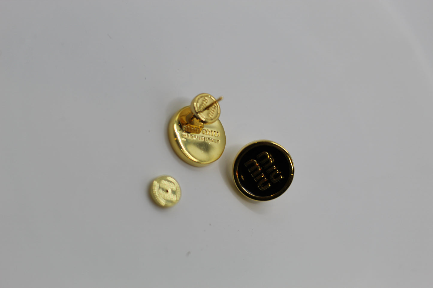 Pendientes Miu M