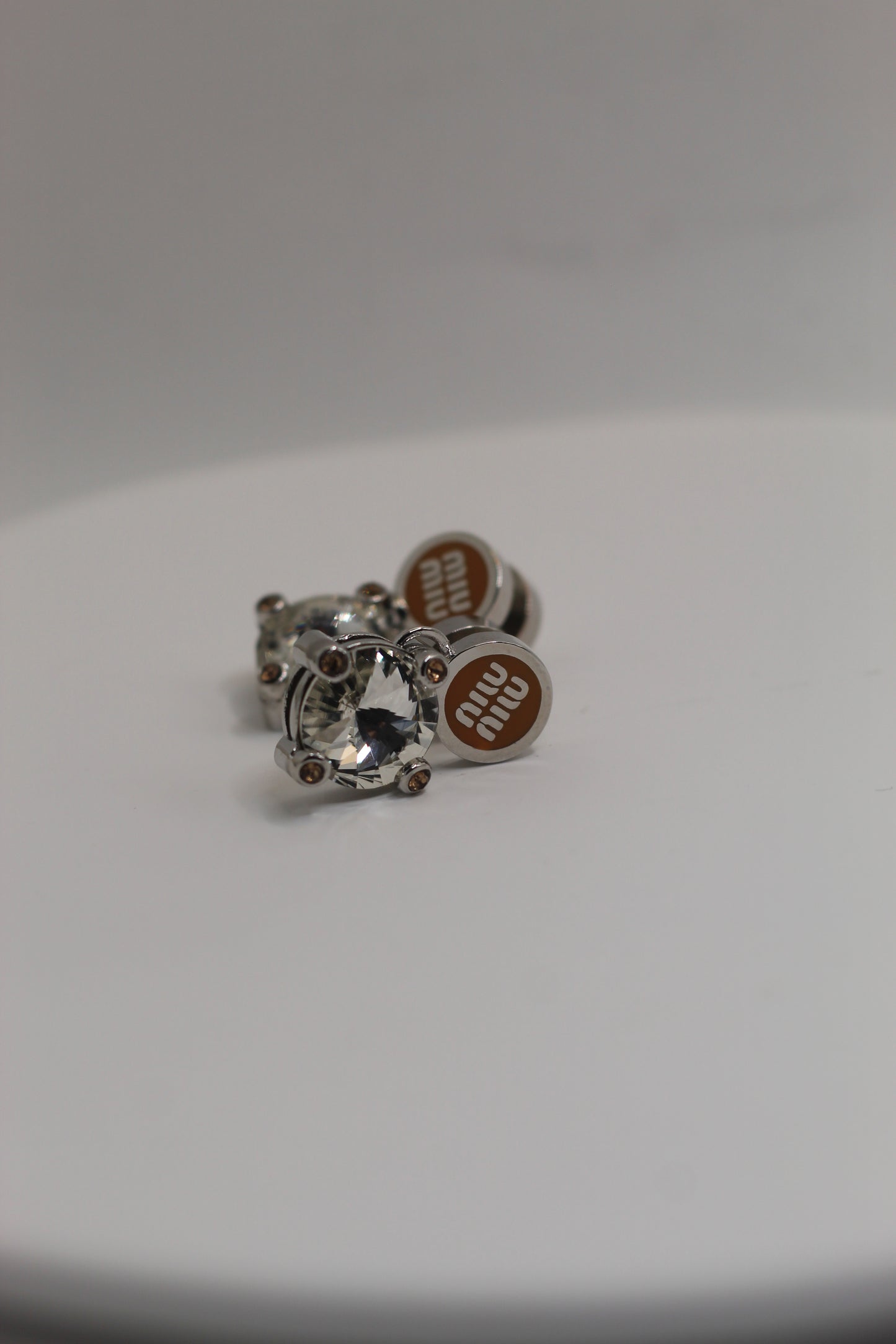 Pendientes Miu M